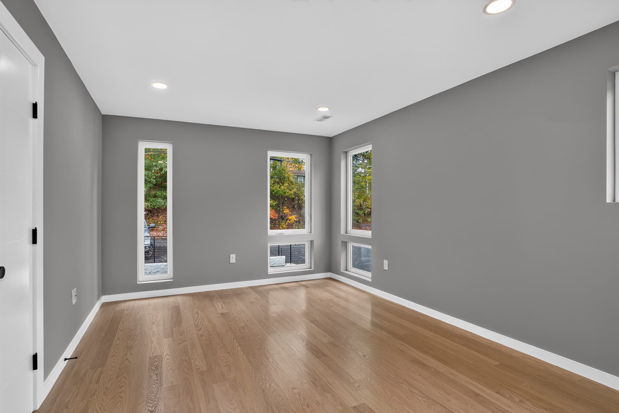 Single Family Residence at 85 Hillcrest Street, Waltham MA 02451, photo 31 of 39