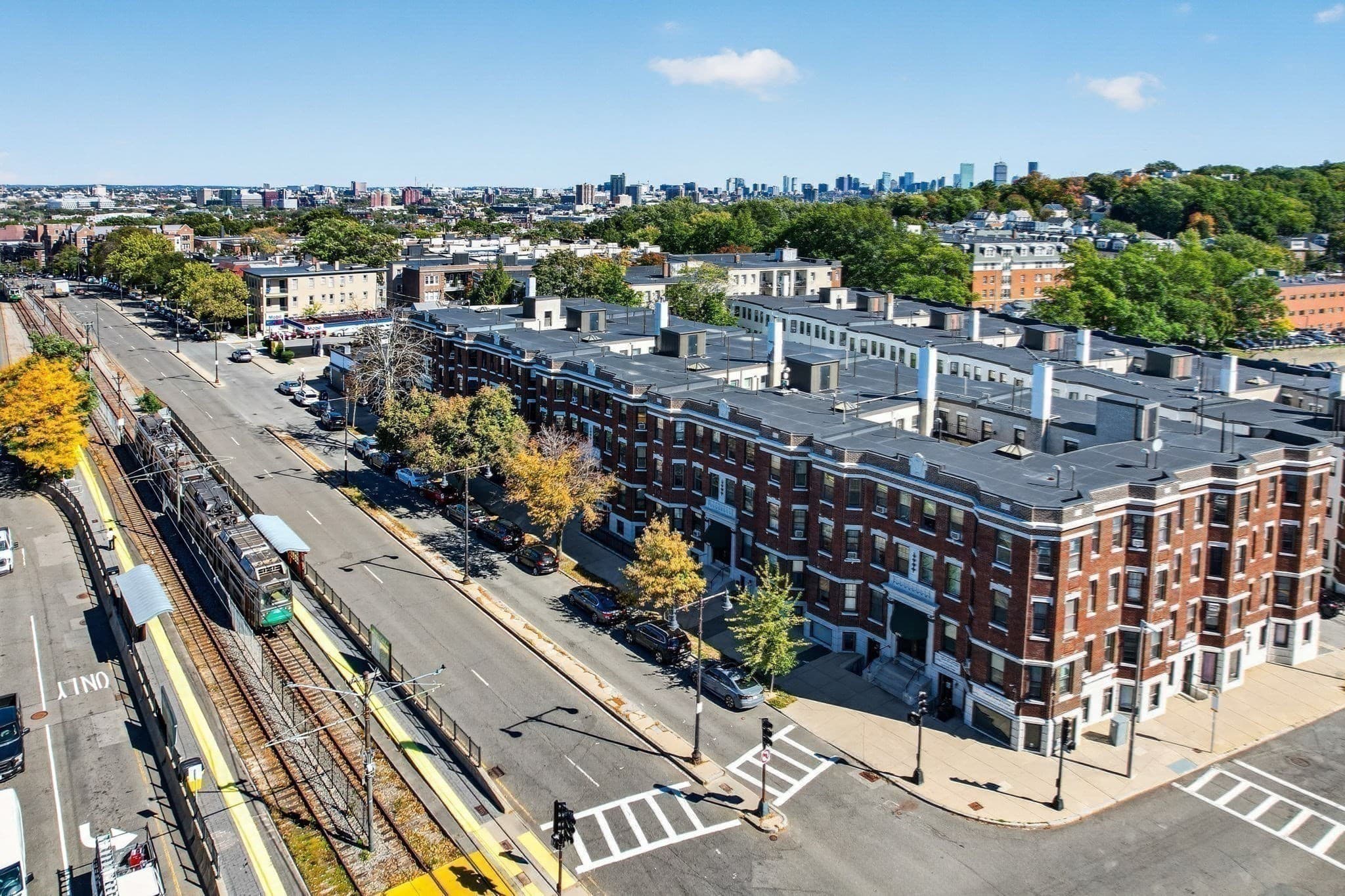 Condominium at 1576 Commonwealth Avenue # 1, Boston MA 02135, Boston, photo 11 of 13
