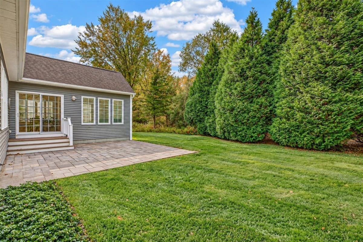 Condominium at 22 Silver Brook Ln # 22, Norwell MA 02061, photo 34 of 35
