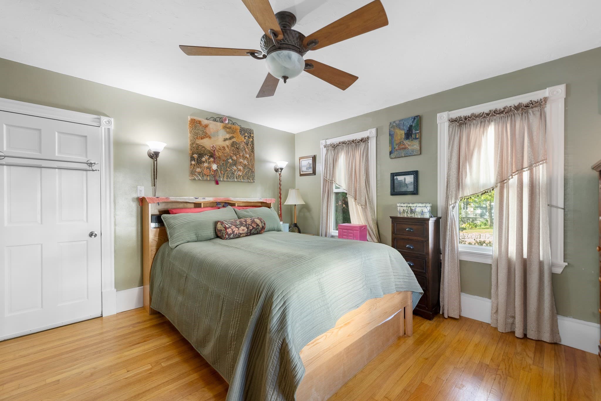 Multi Family at 64 Pine St, Swampscott MA 01907, Swampscott, photo 4 of 26