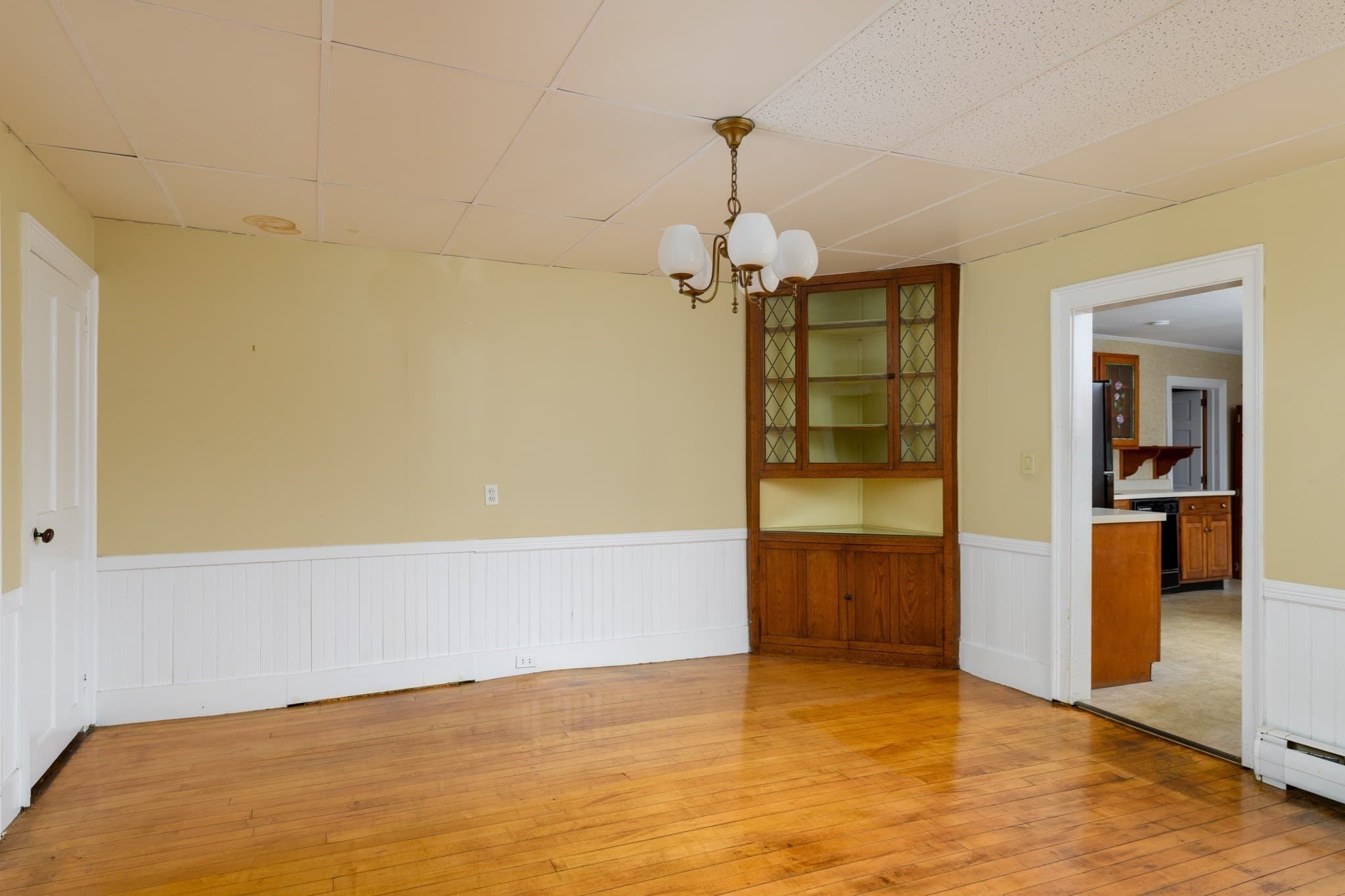 Multi Family at 50 Pleasant St, Barre MA 01005, Barre, photo 7 of 42
