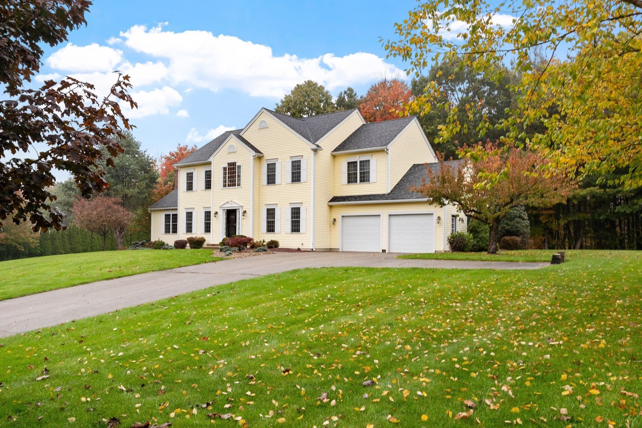 Single Family Residence at 46 Still Water Heights, West Boylston MA 01583, photo 4 of 37