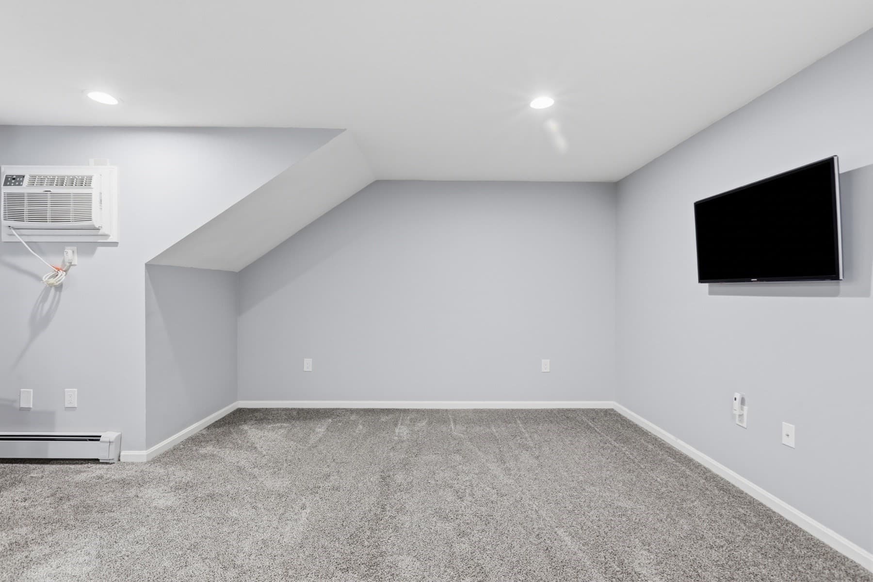 Condominium at 40 Casablanca Ct # 40, Haverhill MA 01832, photo 23 of 30