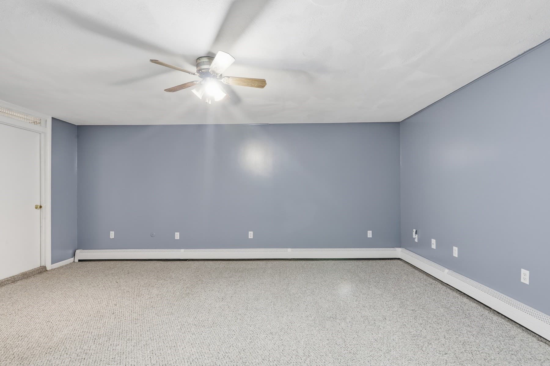 Condominium at 40 Casablanca Ct # 40, Haverhill MA 01832, photo 27 of 30