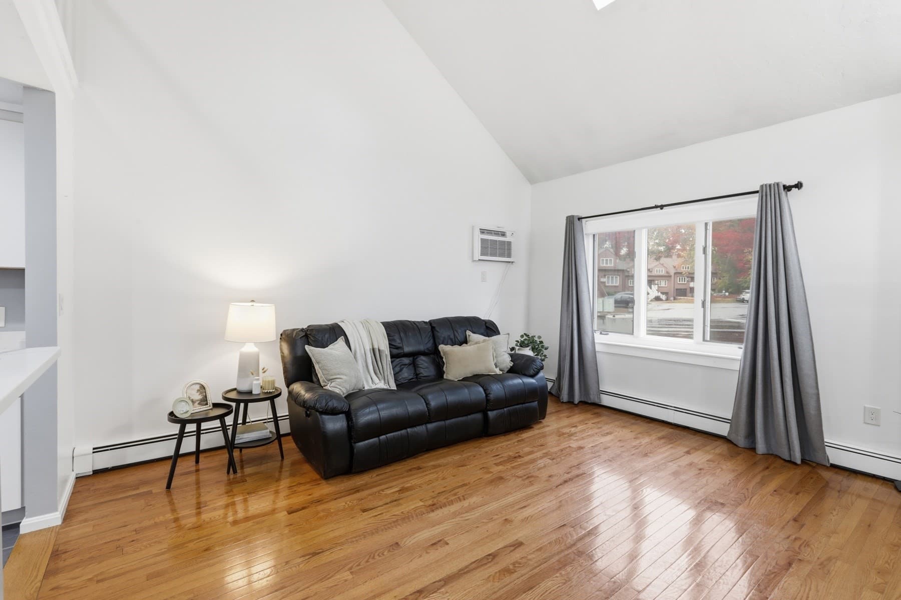 Condominium at 40 Casablanca Ct # 40, Haverhill MA 01832, photo 7 of 30