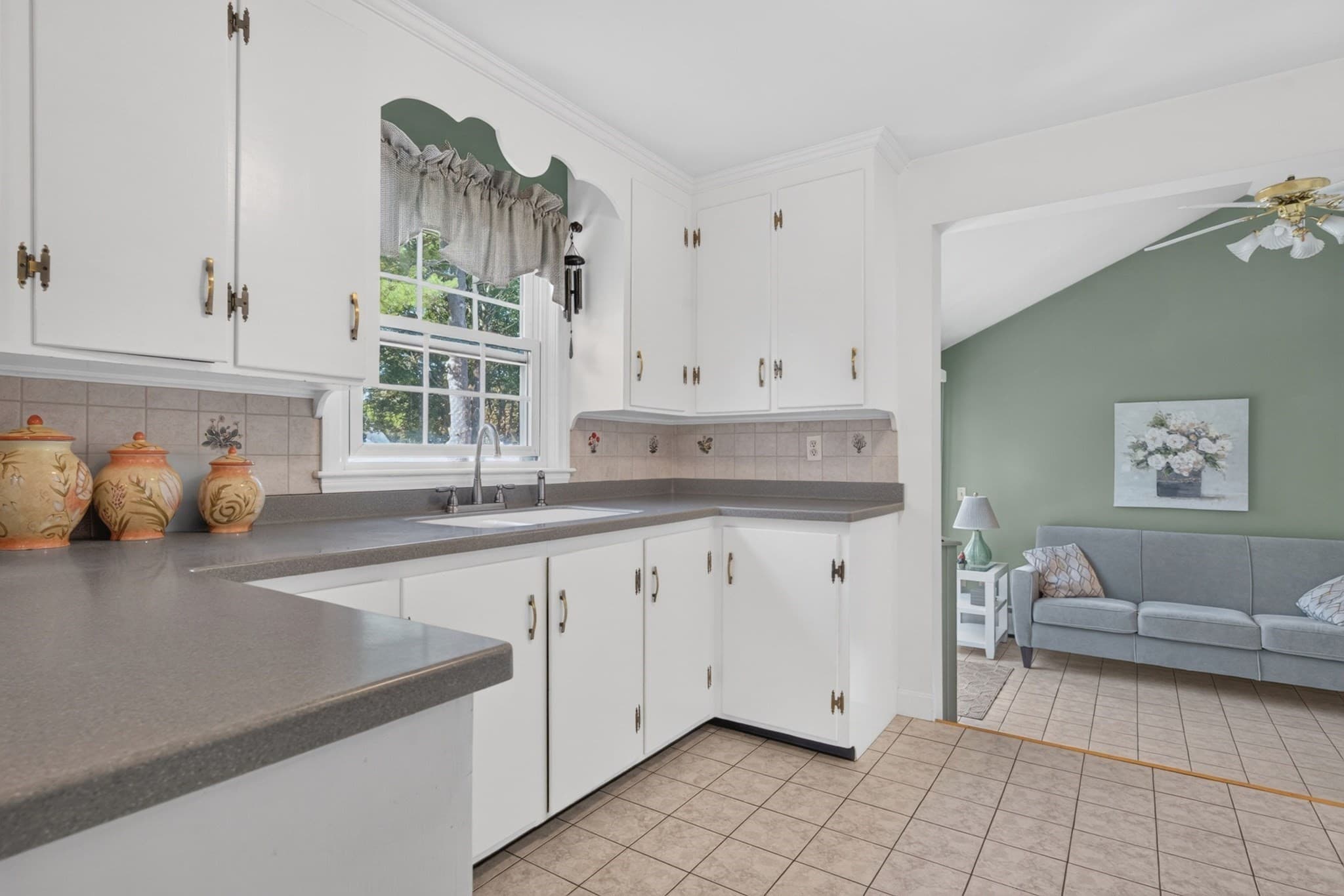 Single Family Residence at 68 Harman Ave, Seekonk MA 02771, photo 11 of 29