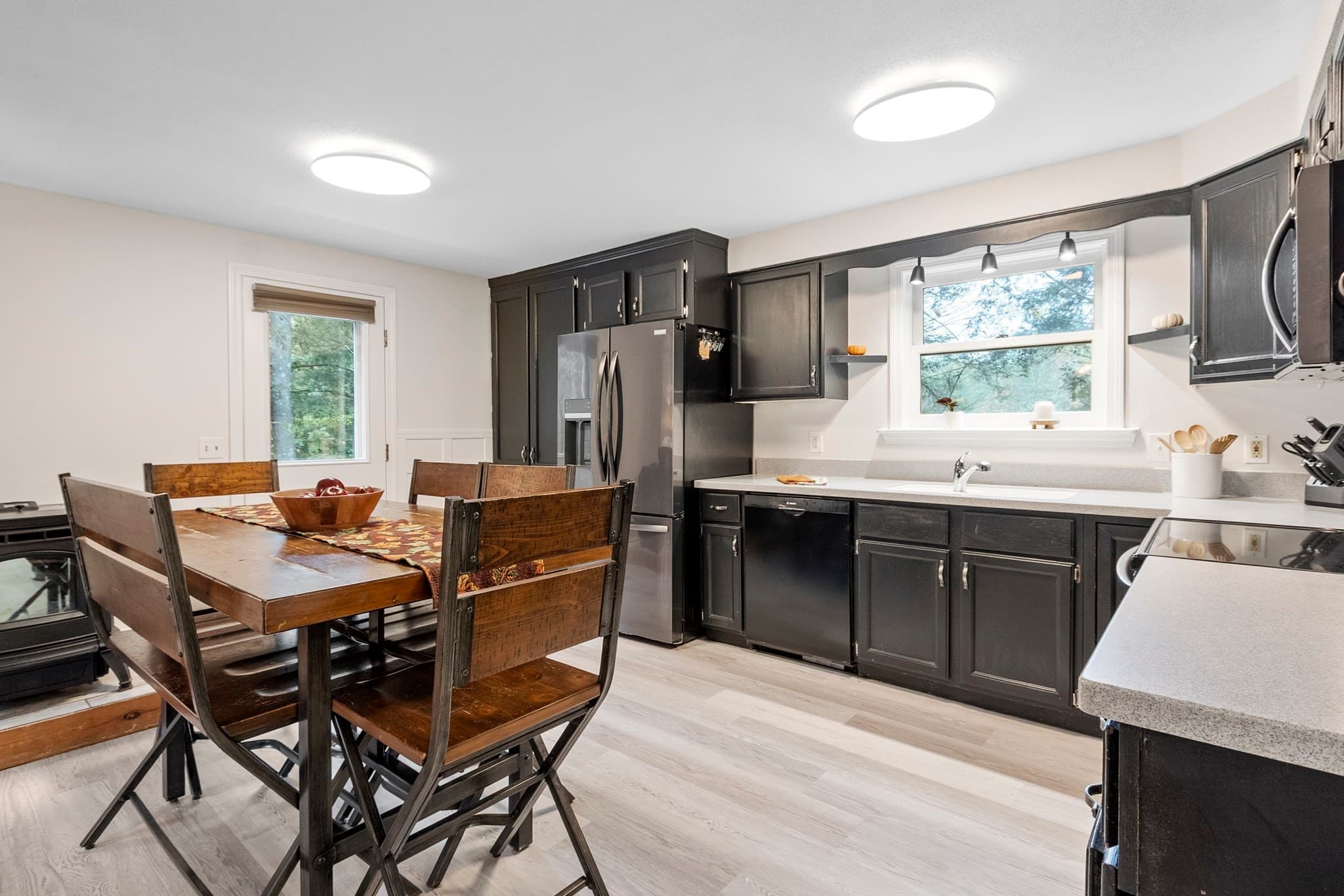 Single Family Residence at 65 Nichols Rd, Barre MA 01005, photo 9 of 28