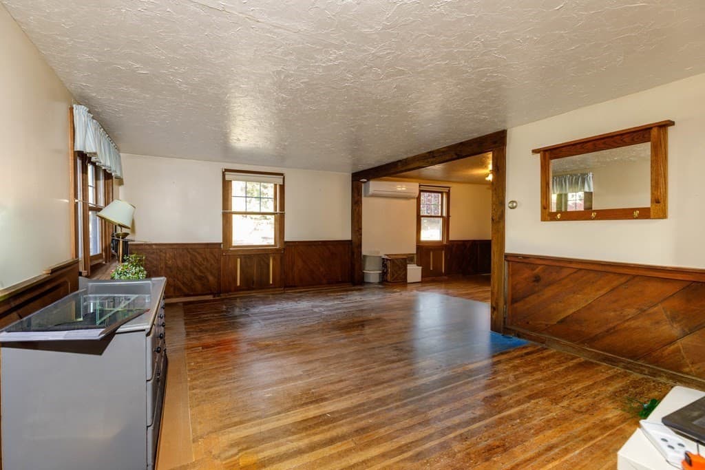 Single Family Residence at 160 Lunenburg Road, Townsend MA 01474, photo 3 of 21