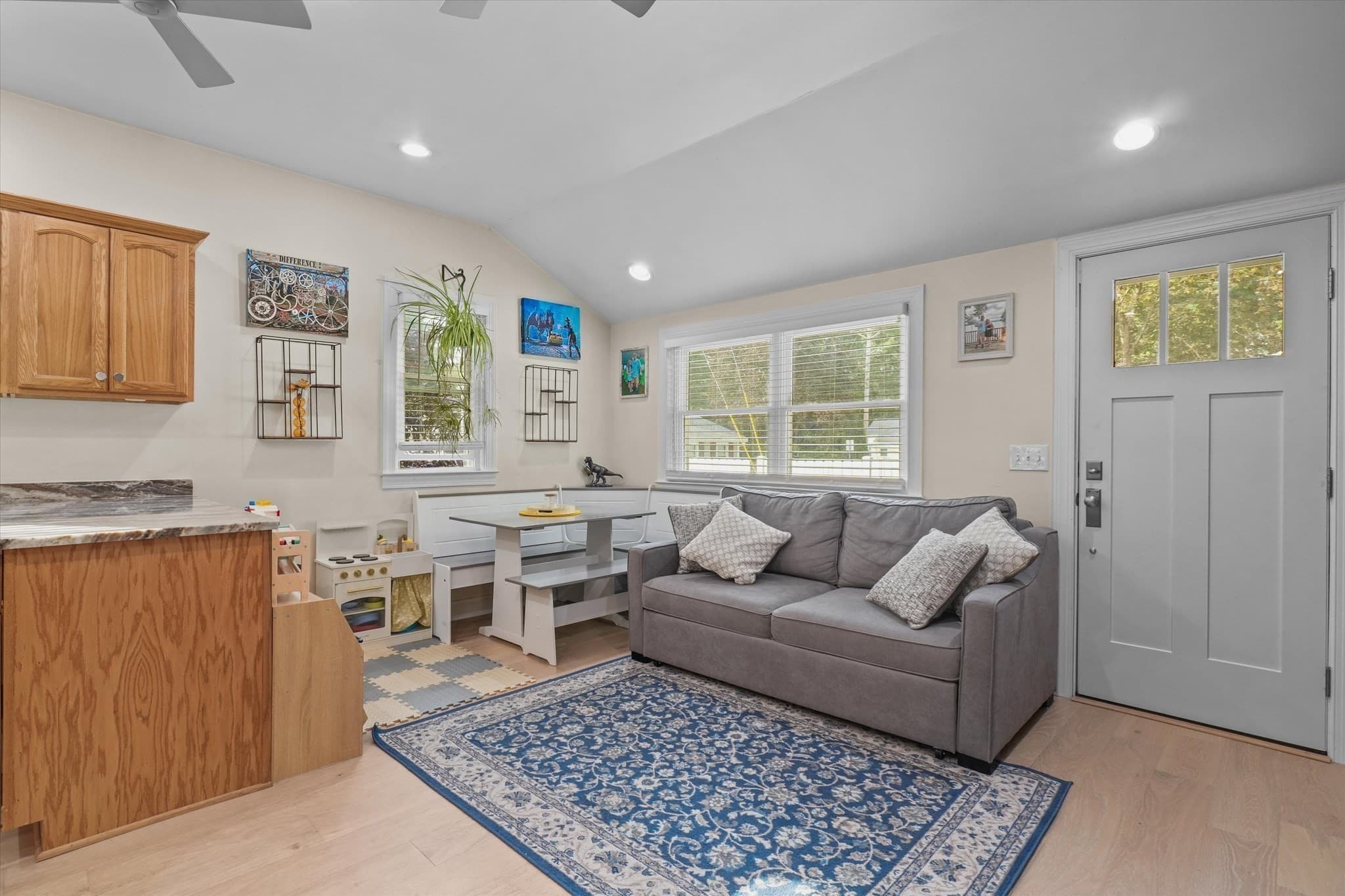 Single Family Residence at 2 Burnside Lane, Merrimac MA 01860, photo 10 of 42