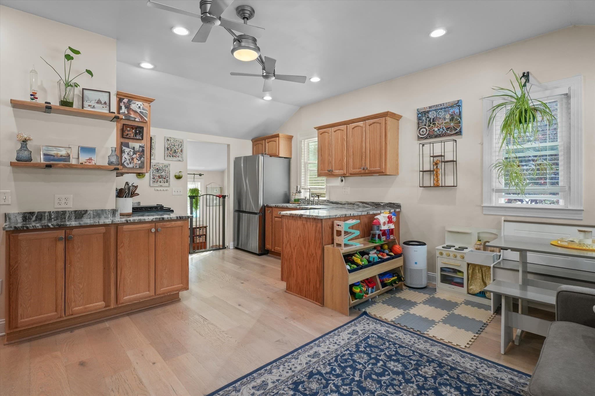 Single Family Residence at 2 Burnside Lane, Merrimac MA 01860, photo 11 of 42