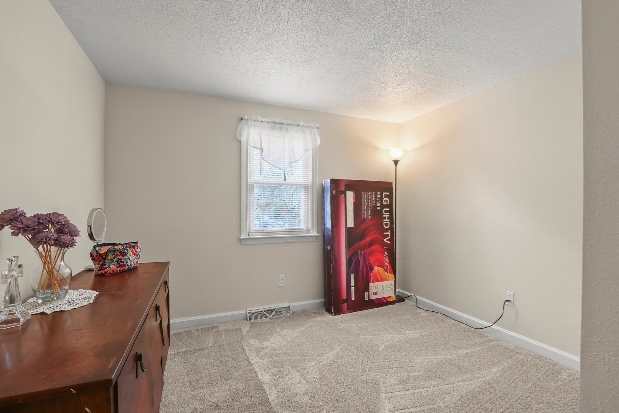 Single Family Residence at 14 Standish Ave., Wareham MA 02538, photo 11 of 29