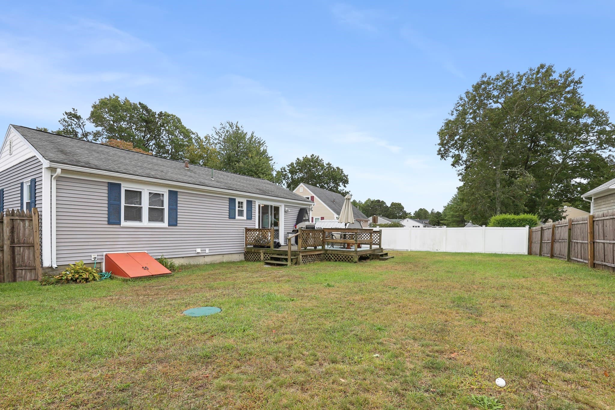 Single Family Residence at 14 Standish Ave., Wareham MA 02538, photo 25 of 29