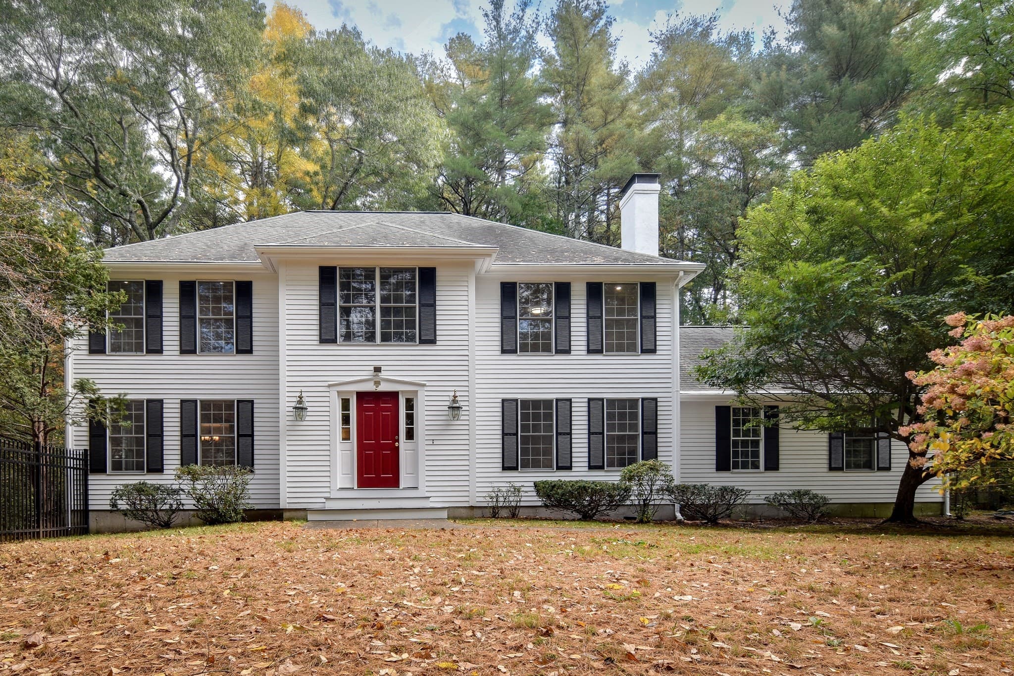 81 Tisdale Drive, Dover MA 02030