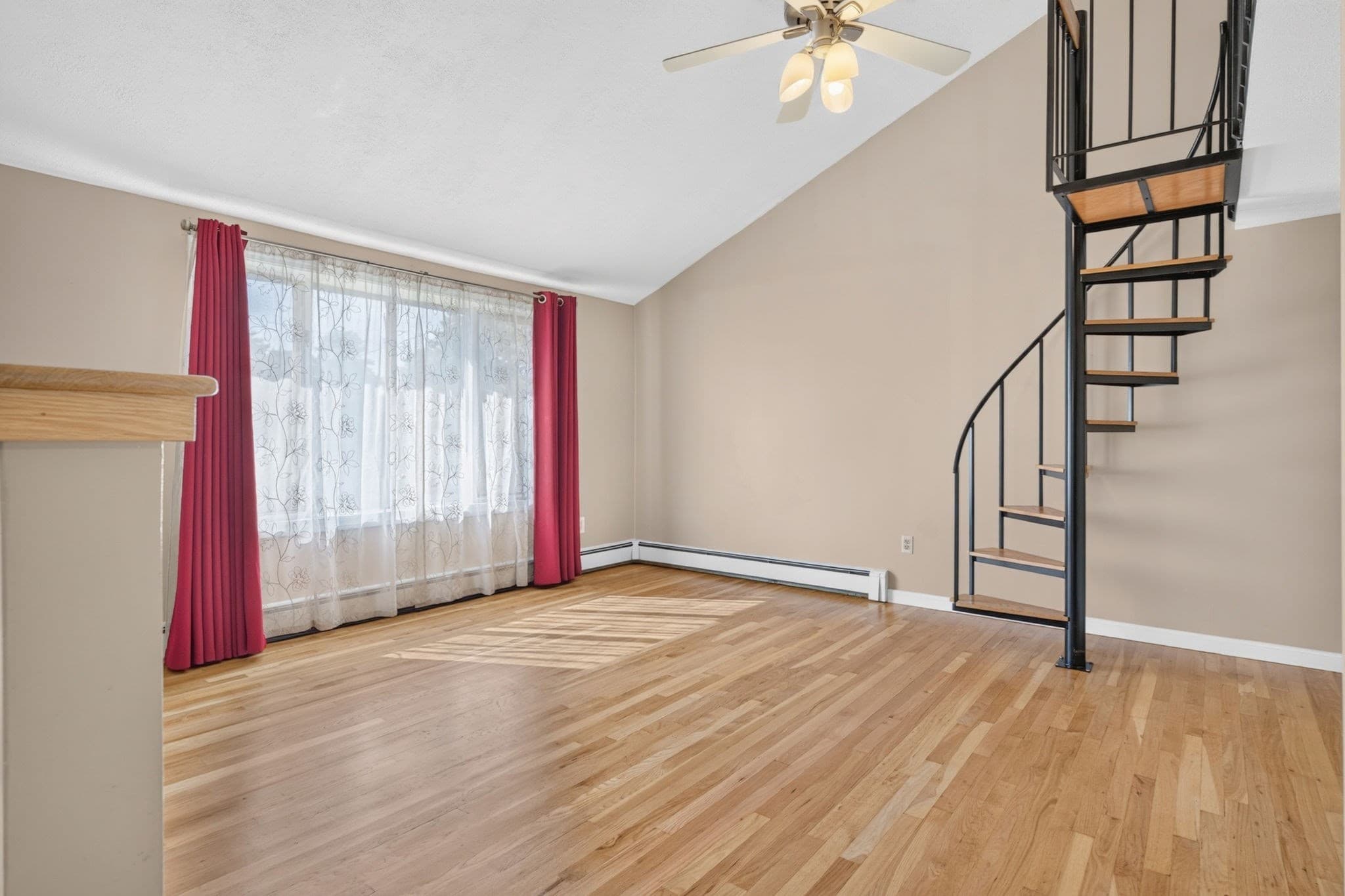 Single Family Residence at 94 Green Drive, North Attleboro MA 02760, photo 13 of 42