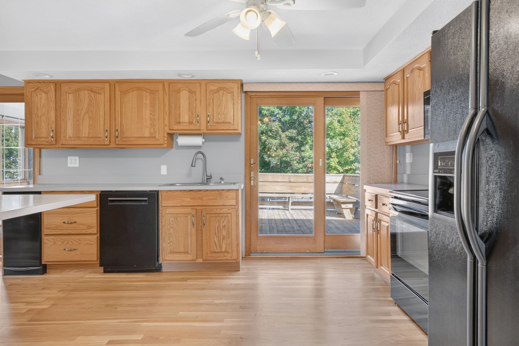 Single Family Residence at 94 Green Drive, North Attleboro MA 02760, photo 7 of 42