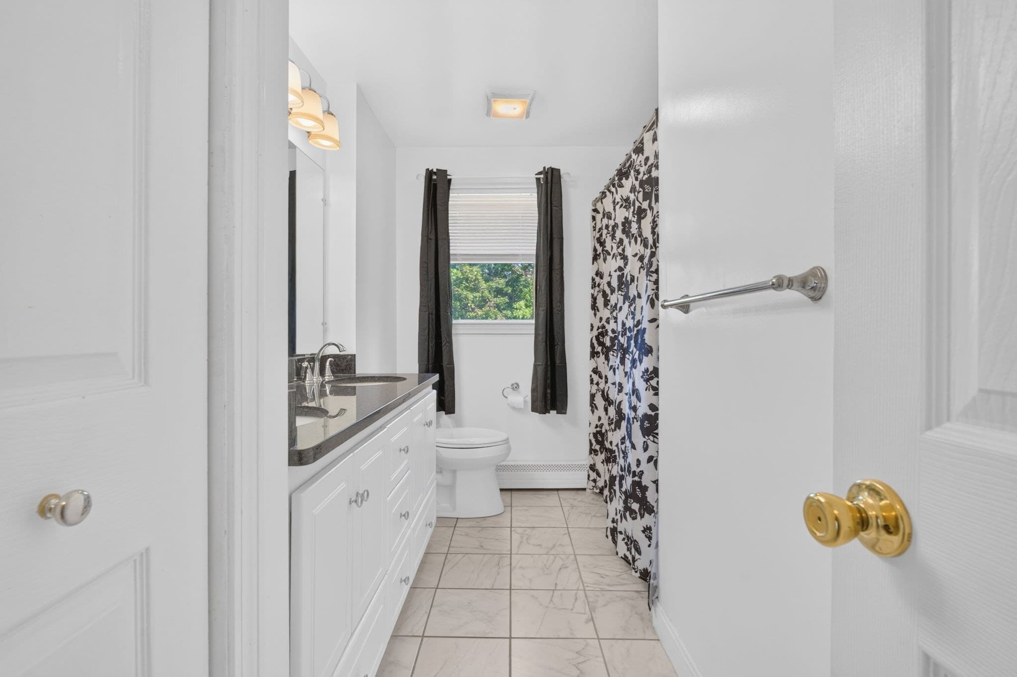 Single Family Residence at 94 Green Drive, North Attleboro MA 02760, photo 15 of 42