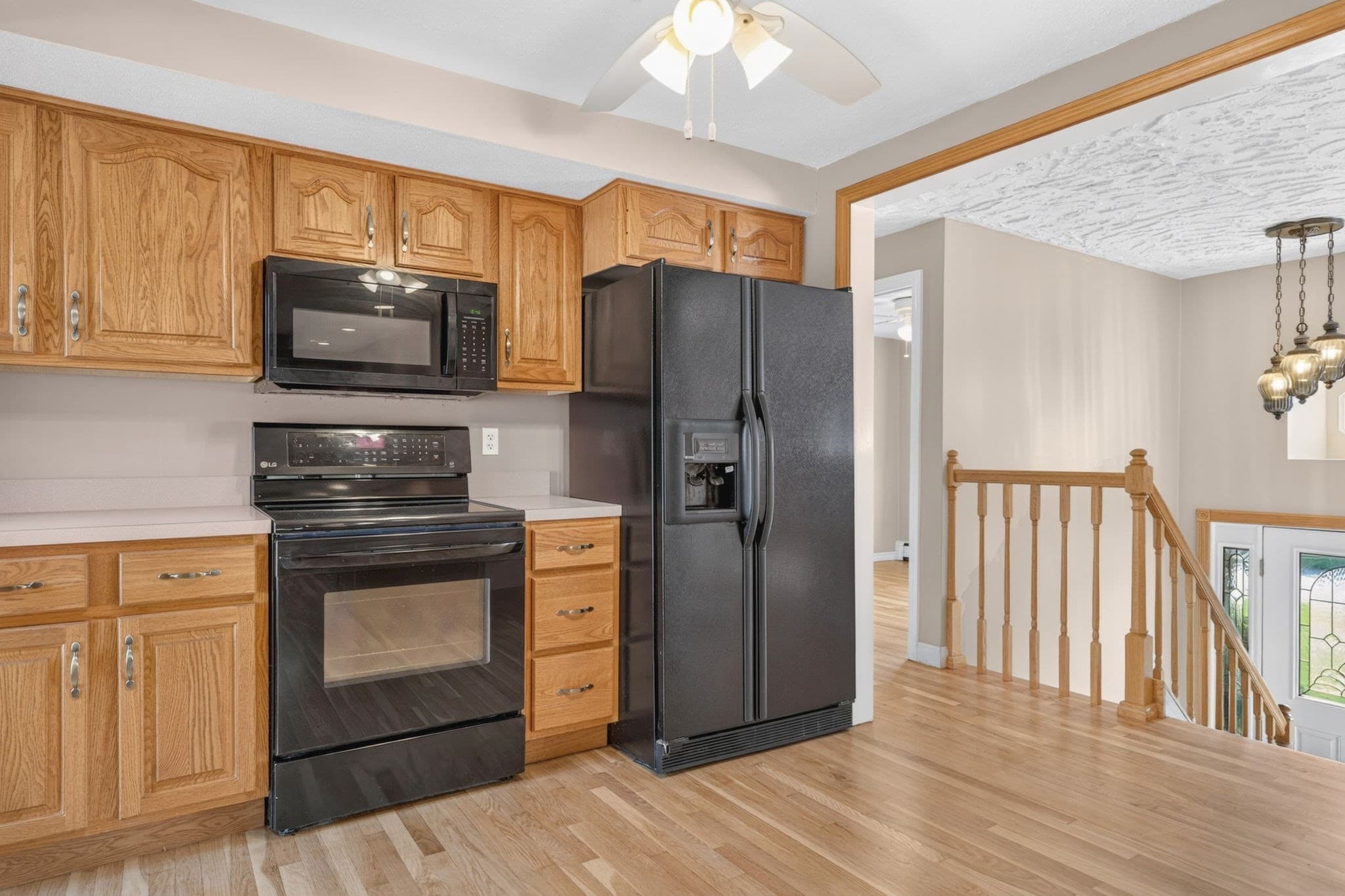 Single Family Residence at 94 Green Drive, North Attleboro MA 02760, photo 4 of 42