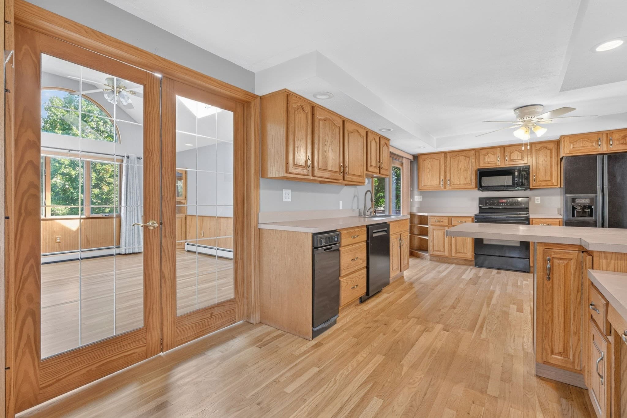 Single Family Residence at 94 Green Drive, North Attleboro MA 02760, photo 8 of 42