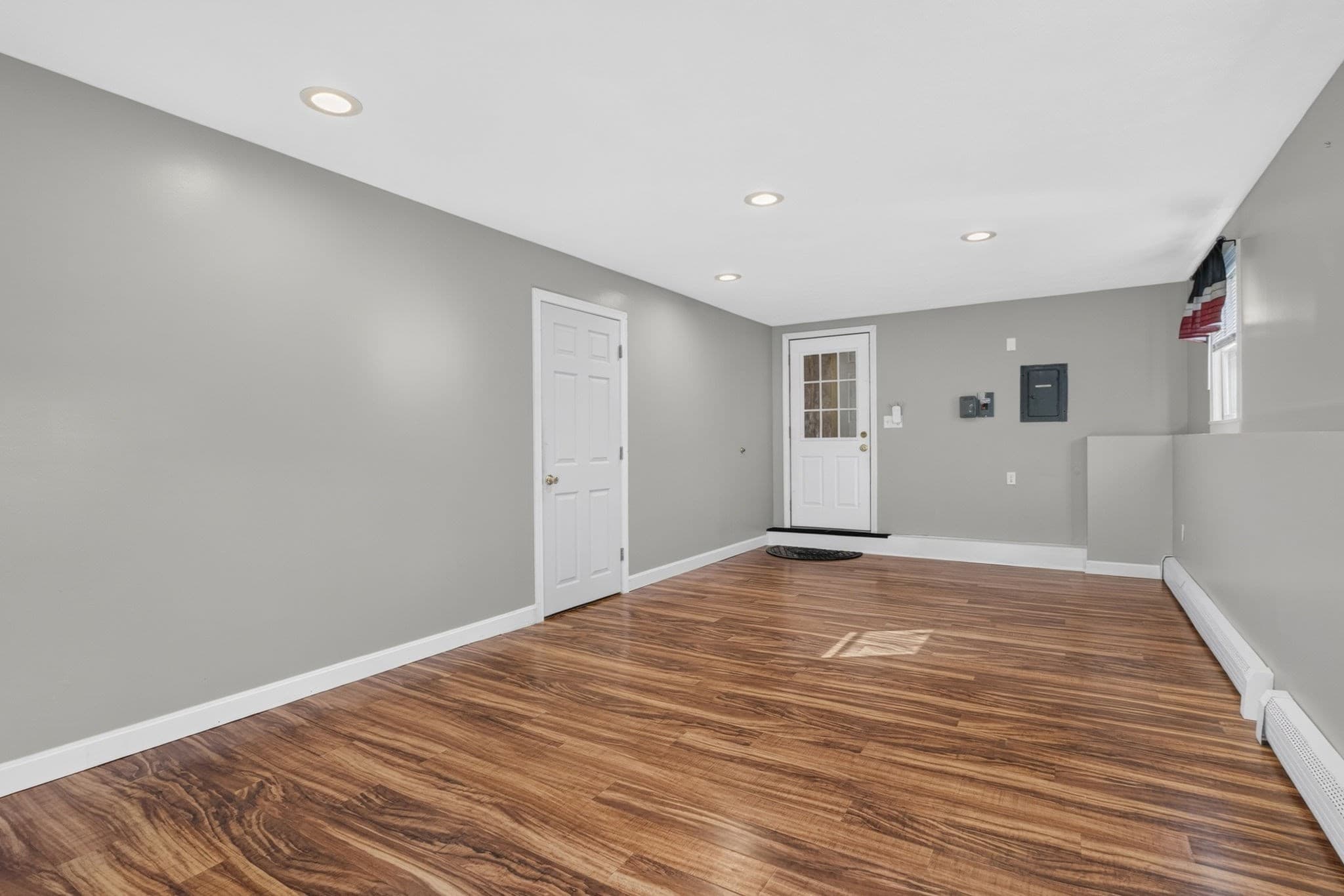 Single Family Residence at 94 Green Drive, North Attleboro MA 02760, photo 25 of 42
