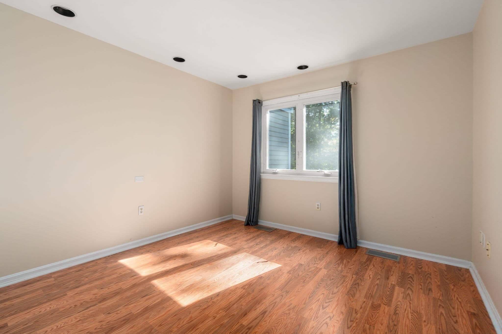 Condominium at 99 Fifer Lane # 99, Lexington MA 02420, photo 28 of 34
