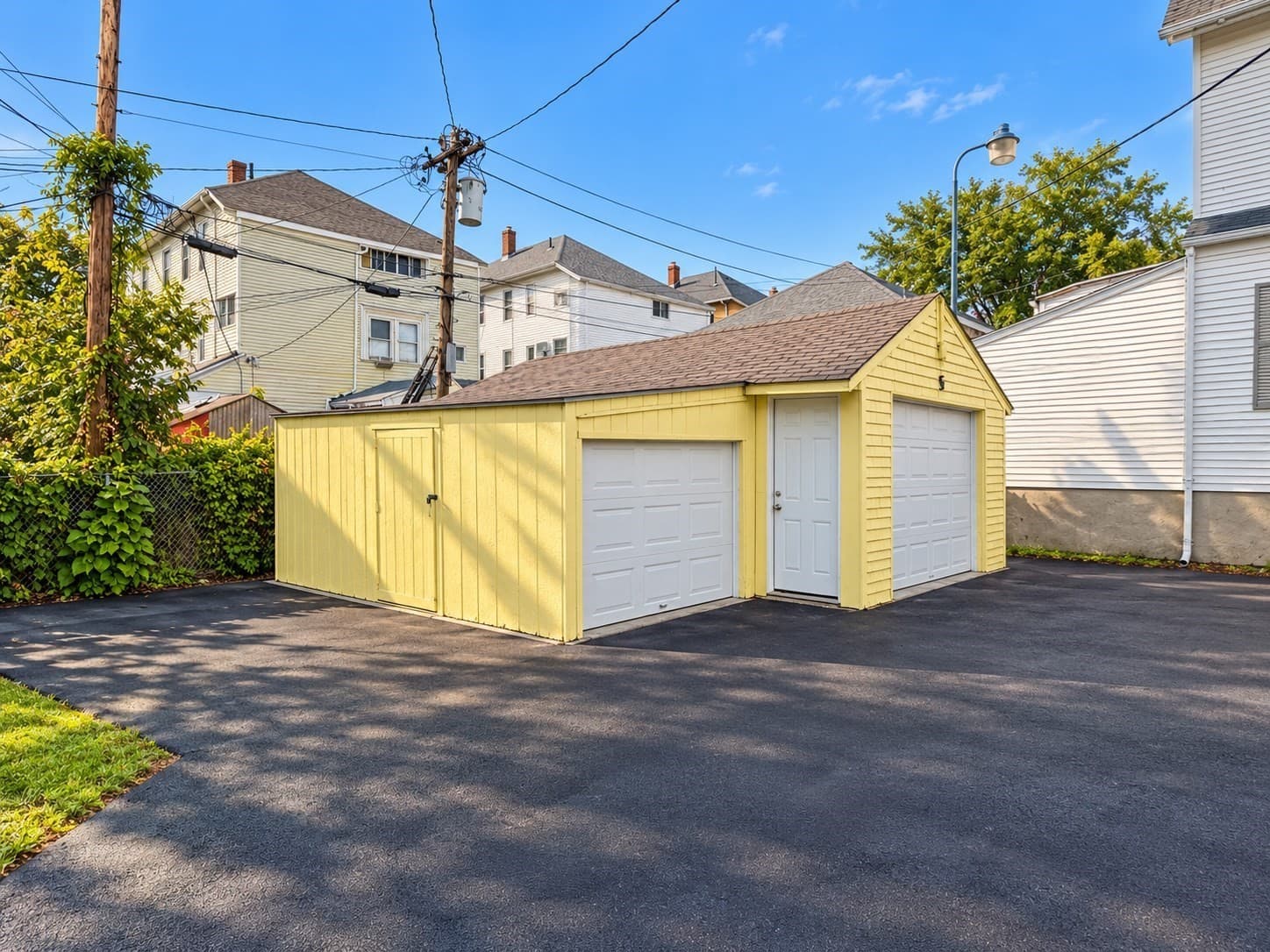 Single Family Residence at 5 Branch St, Worcester MA 01604, photo 6 of 42