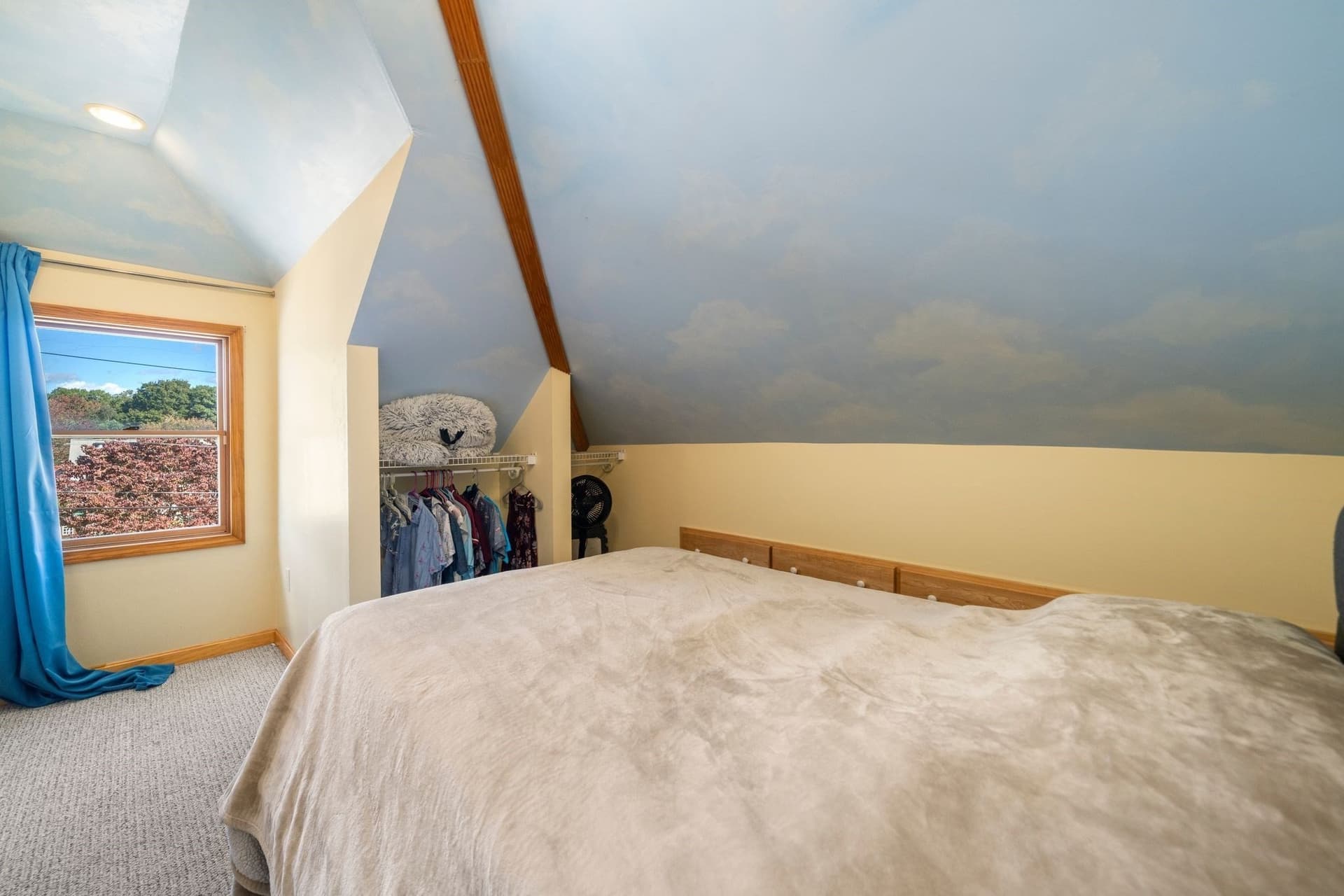 Single Family Residence at 17 Connecticut Ave, Blackstone MA 01504, photo 17 of 33