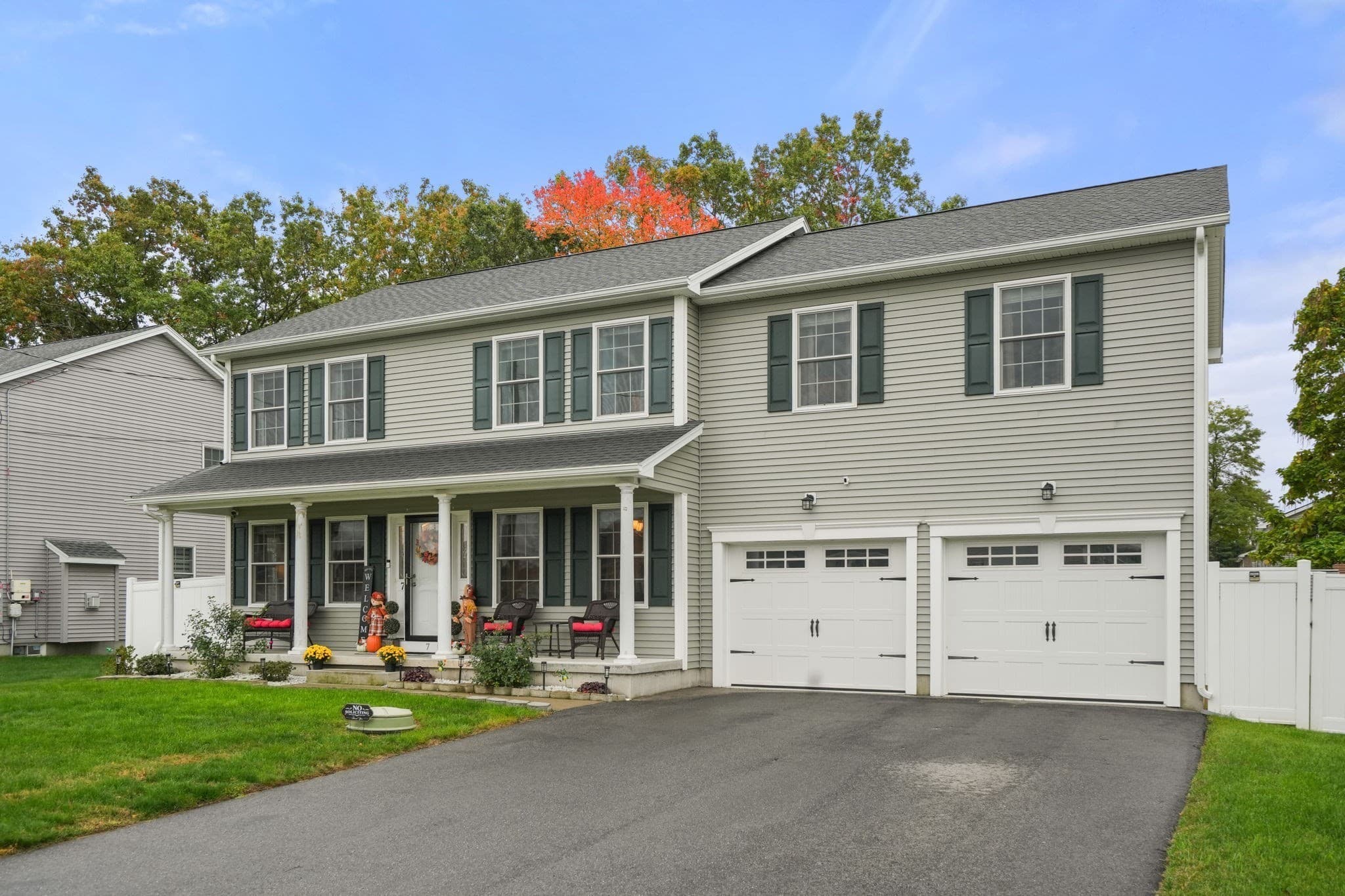 Single Family Residence at 7 Snowden St, Springfield MA 01119, photo 3 of 42