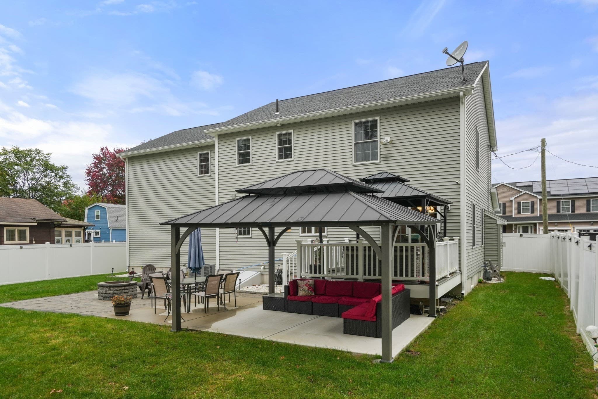 Single Family Residence at 7 Snowden St, Springfield MA 01119, photo 35 of 42