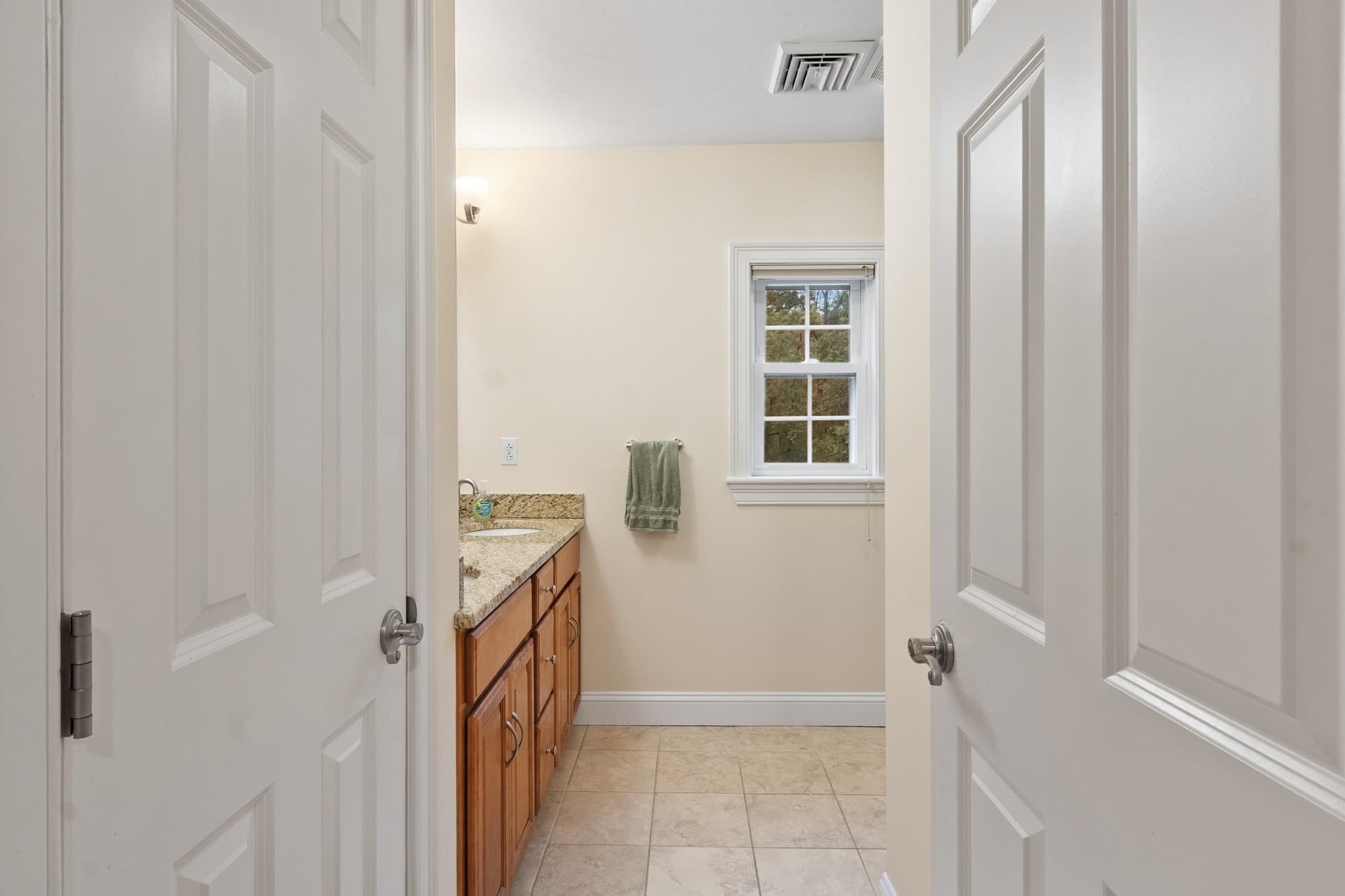 Single Family Residence at 448 Malden St., Holden MA 01520, photo 28 of 41