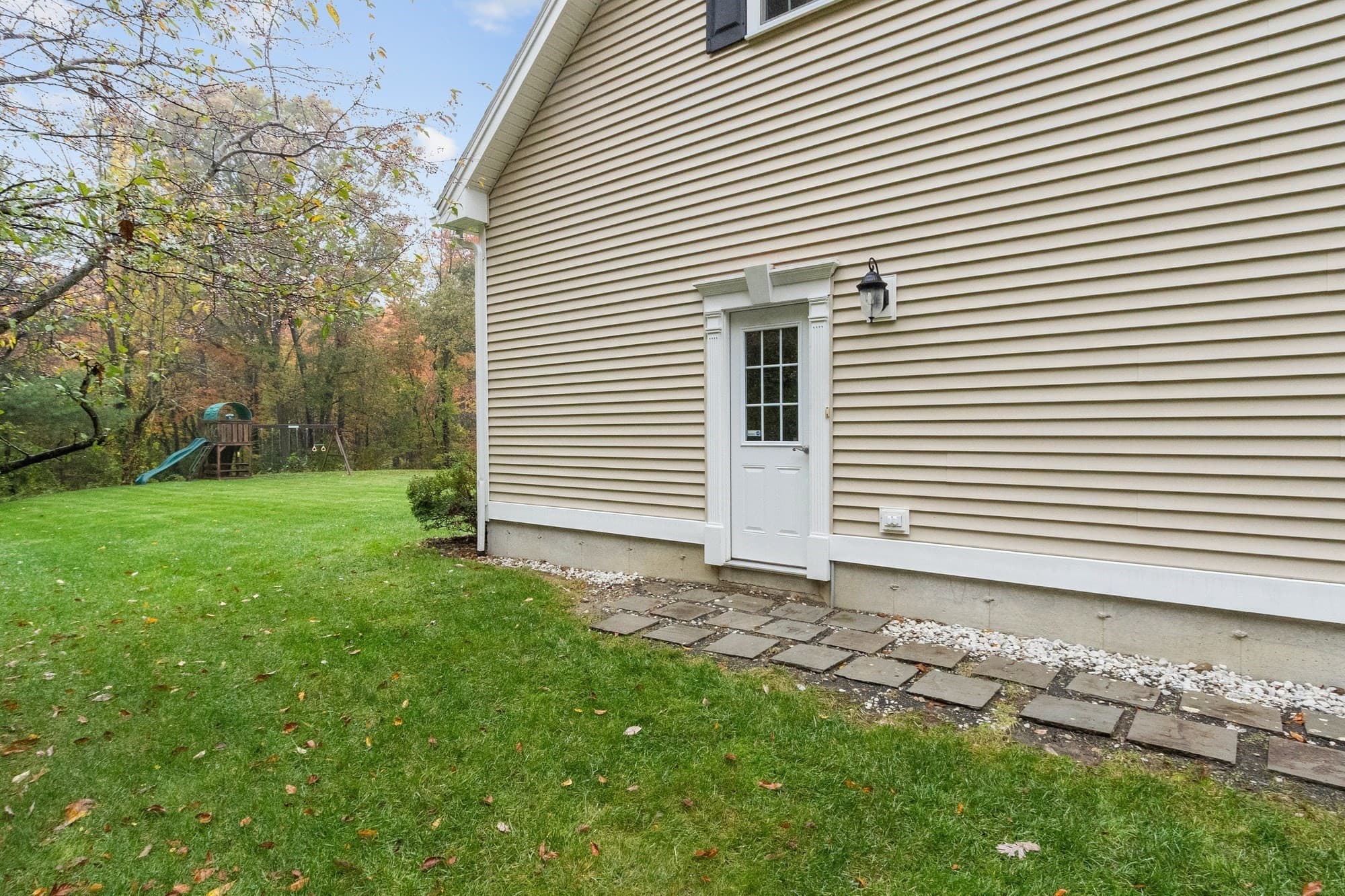 Single Family Residence at 448 Malden St., Holden MA 01520, photo 38 of 41