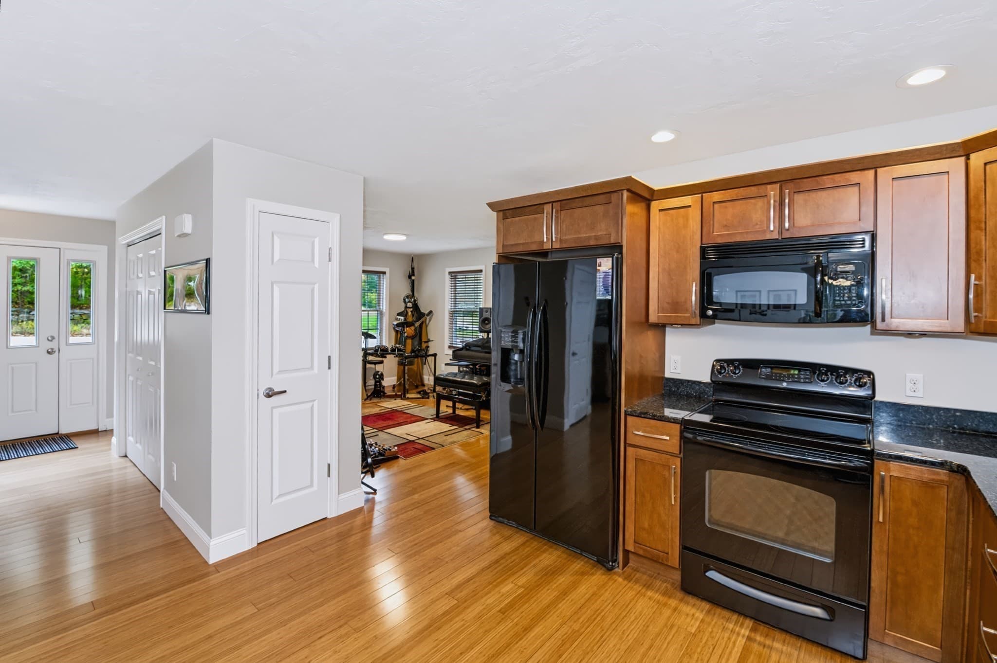 Single Family Residence at 54 Lower Gore Road, Webster MA 01570, photo 11 of 34