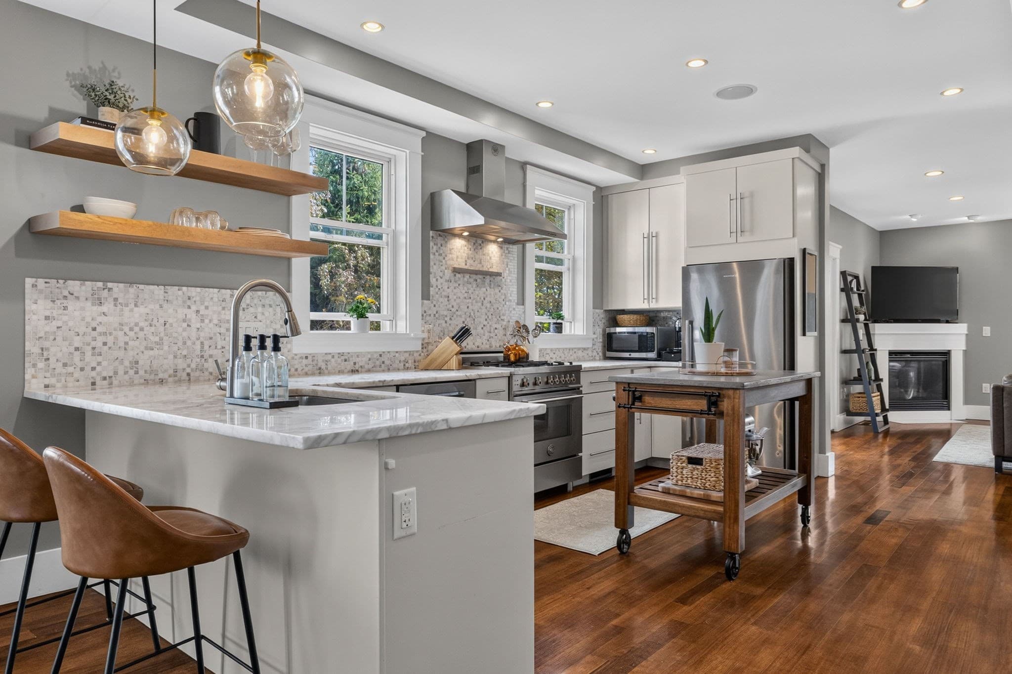 Condominium at 48 Sawyer # 1, Boston MA 02125, Boston, photo 5 of 31