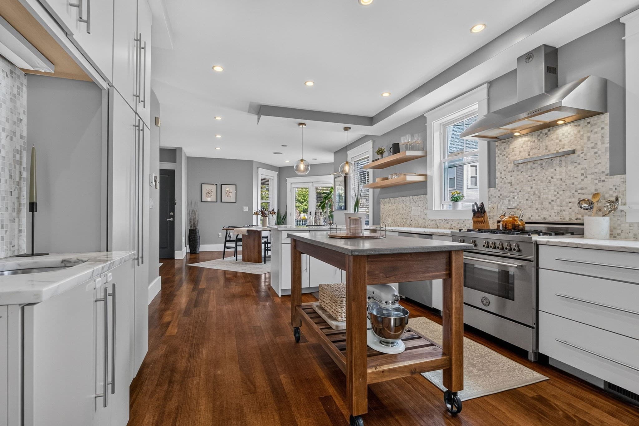 Condominium at 48 Sawyer # 1, Boston MA 02125, Boston, photo 9 of 31