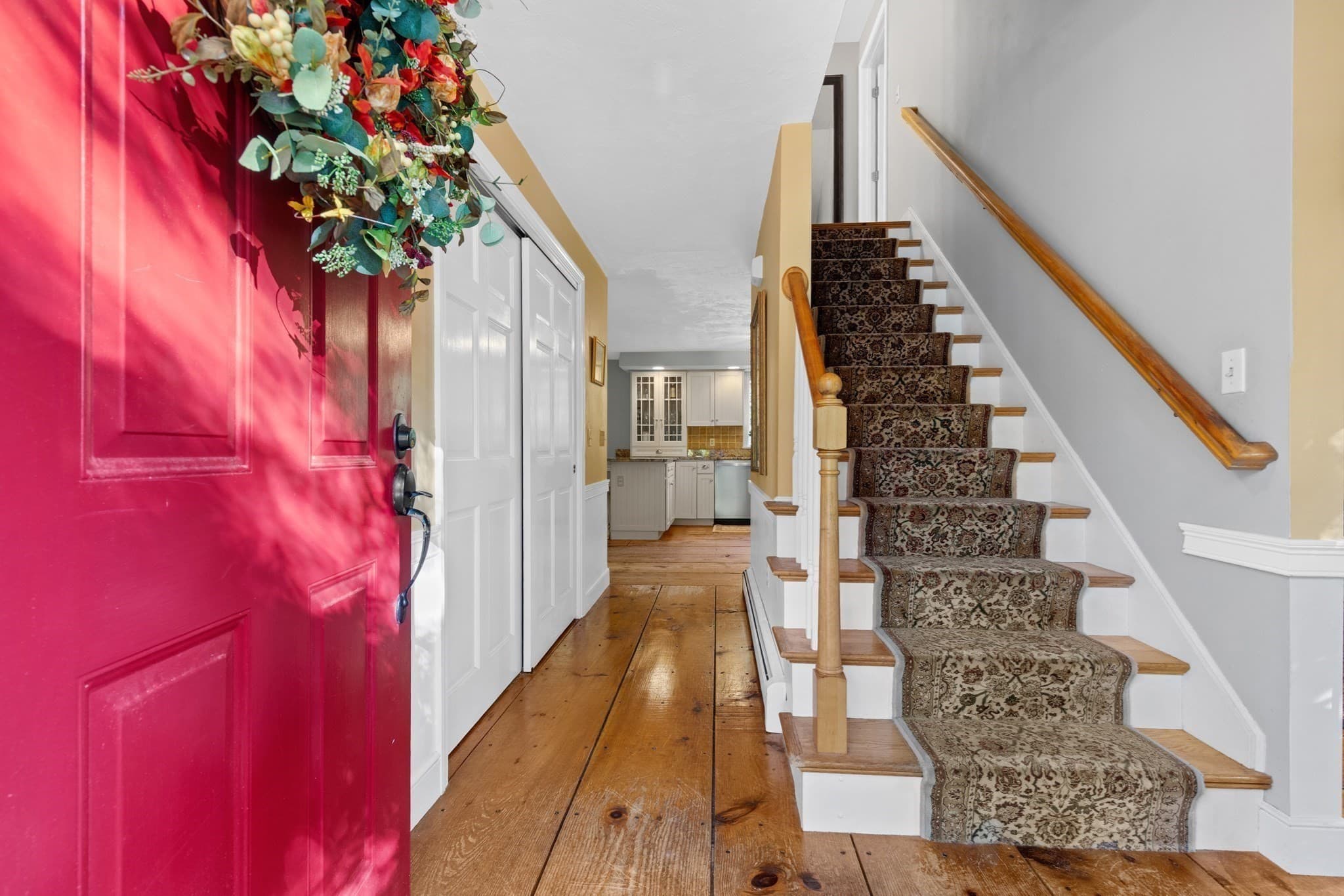 Single Family Residence at 30 Turner Drive, Bridgewater MA 02324, Bridgewater, photo 3 of 36