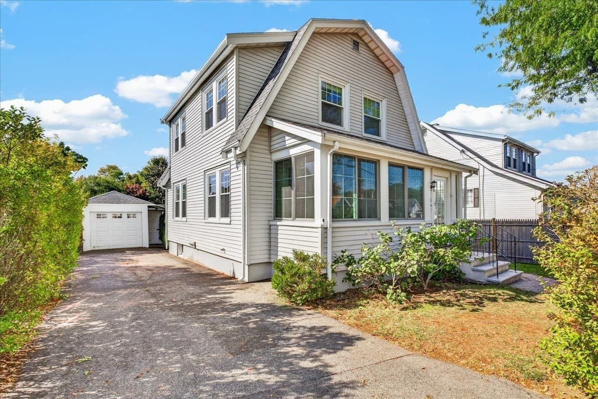 Single Family Residence at 8 Sunnyside Rd, Quincy MA 02169, Quincy, photo 2 of 40