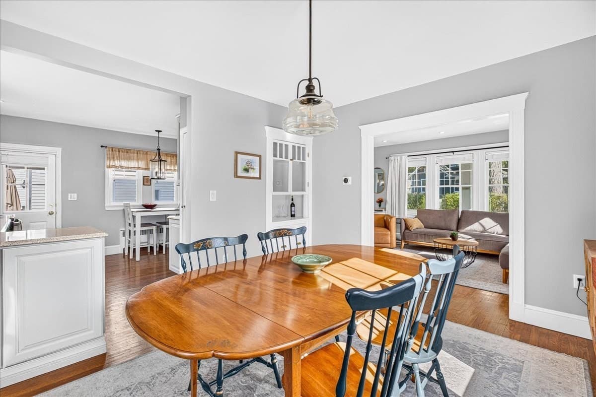 Single Family Residence at 8 Sunnyside Rd, Quincy MA 02169, Quincy, photo 17 of 40