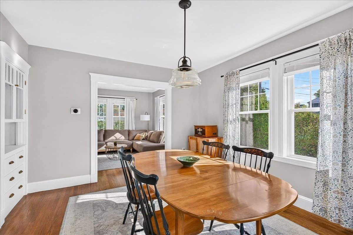 Single Family Residence at 8 Sunnyside Rd, Quincy MA 02169, Quincy, photo 18 of 40