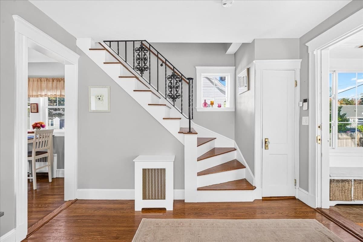 Single Family Residence at 8 Sunnyside Rd, Quincy MA 02169, Quincy, photo 19 of 40