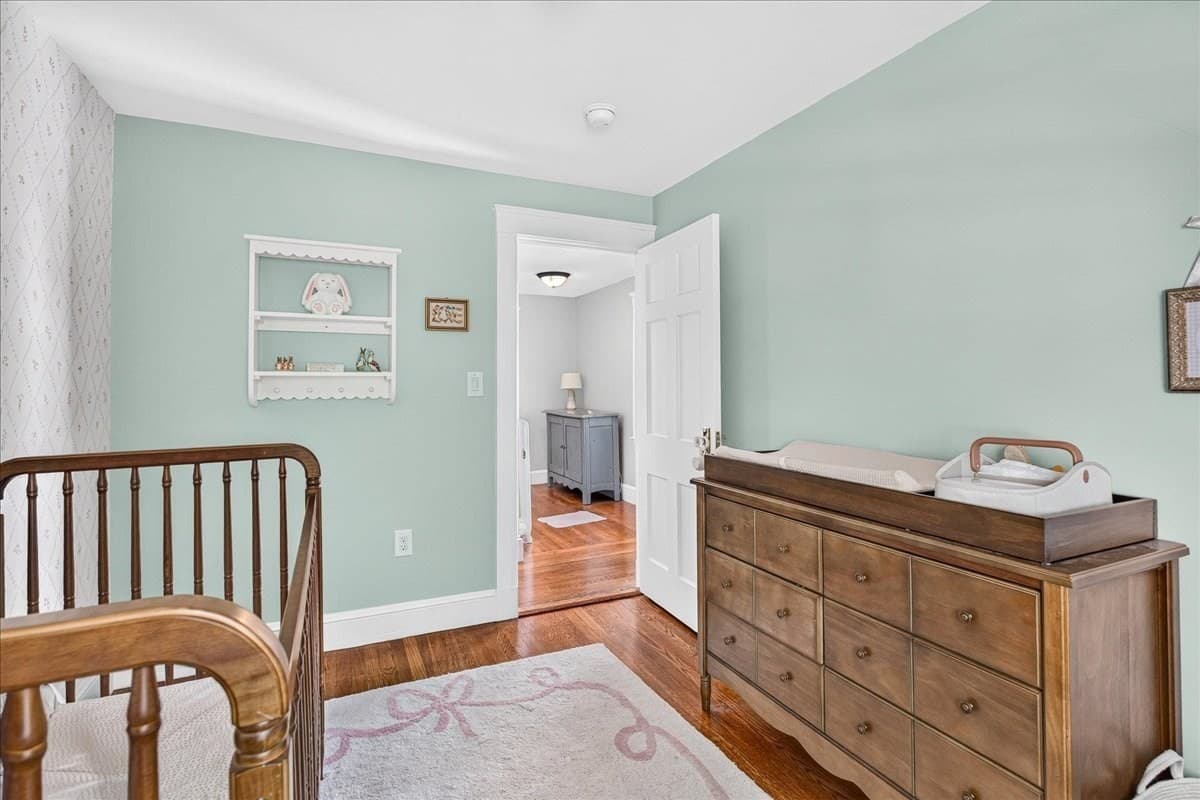 Single Family Residence at 8 Sunnyside Rd, Quincy MA 02169, Quincy, photo 25 of 40
