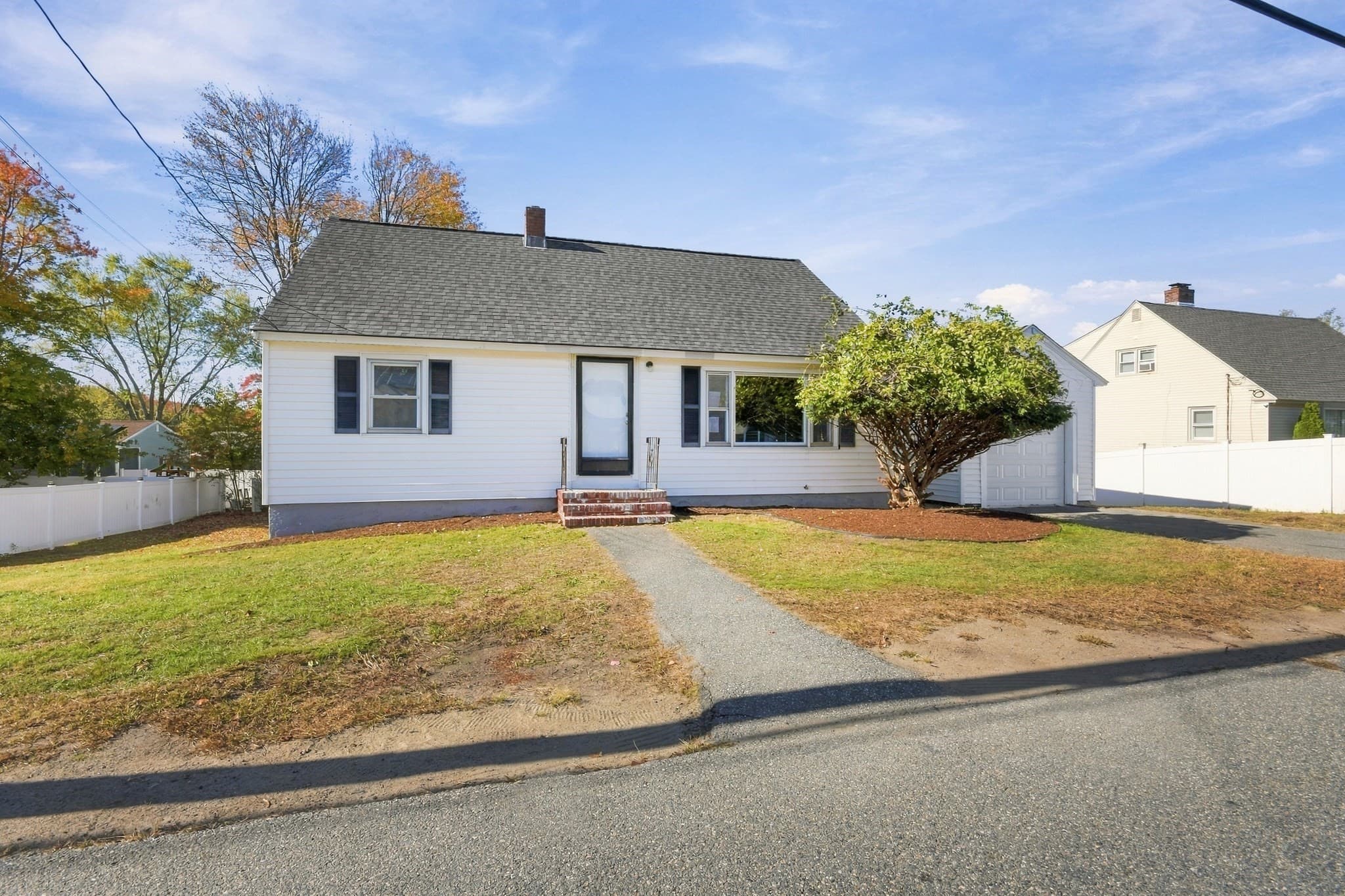 412 Oak Street, Methuen MA 01844