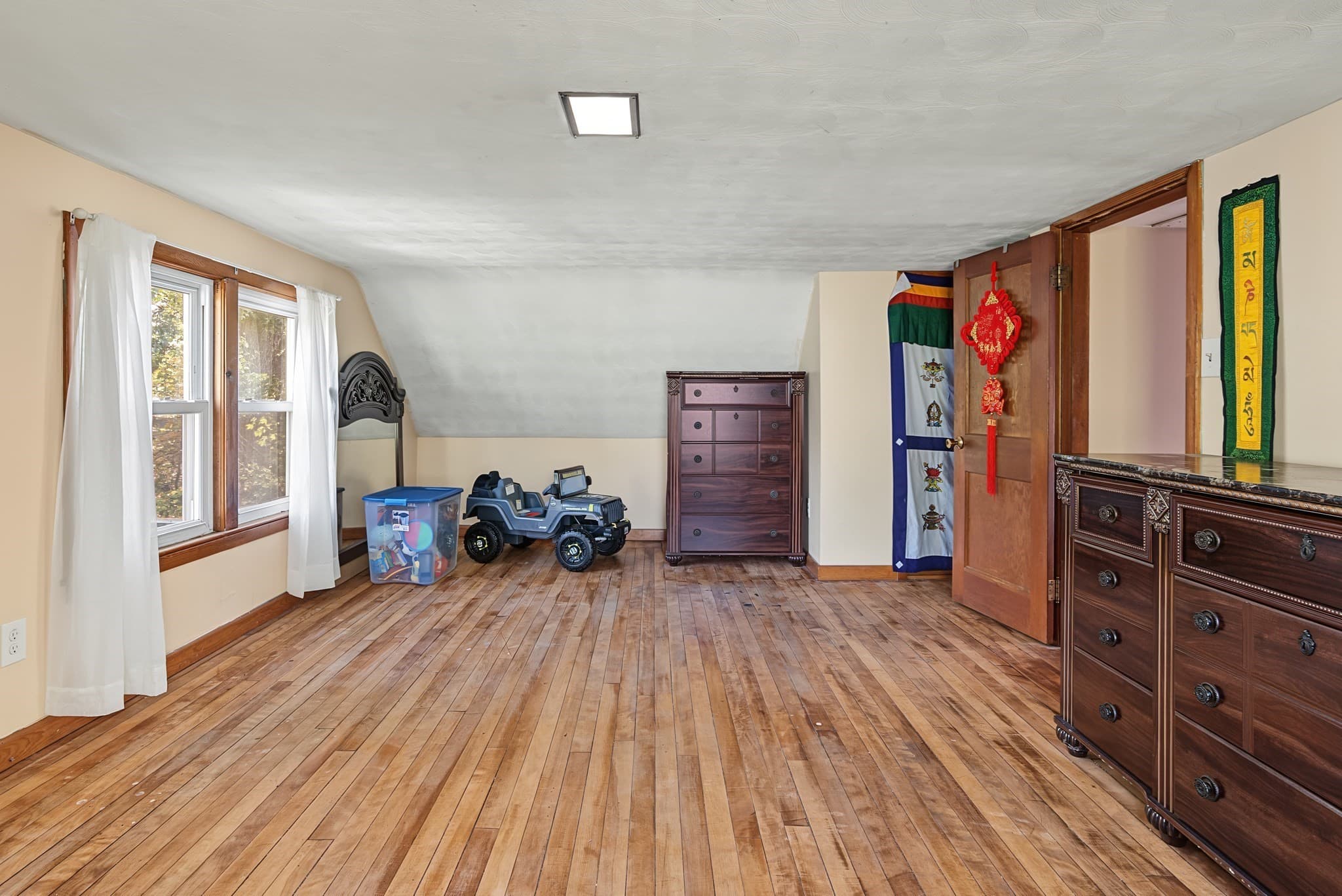 Single Family Residence at 77 Progressive St, Worcester MA 01604, photo 16 of 25