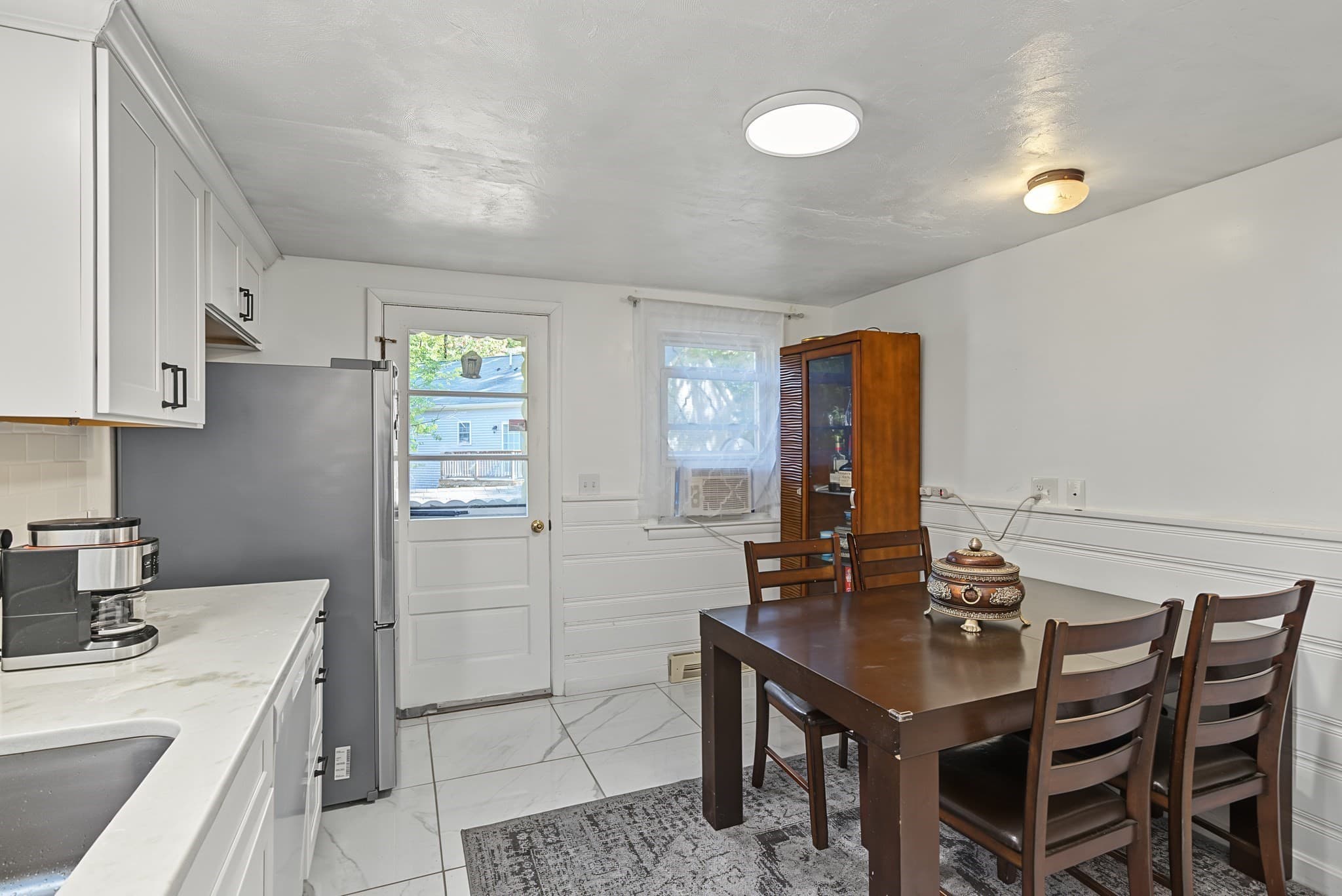 Single Family Residence at 77 Progressive St, Worcester MA 01604, photo 7 of 25