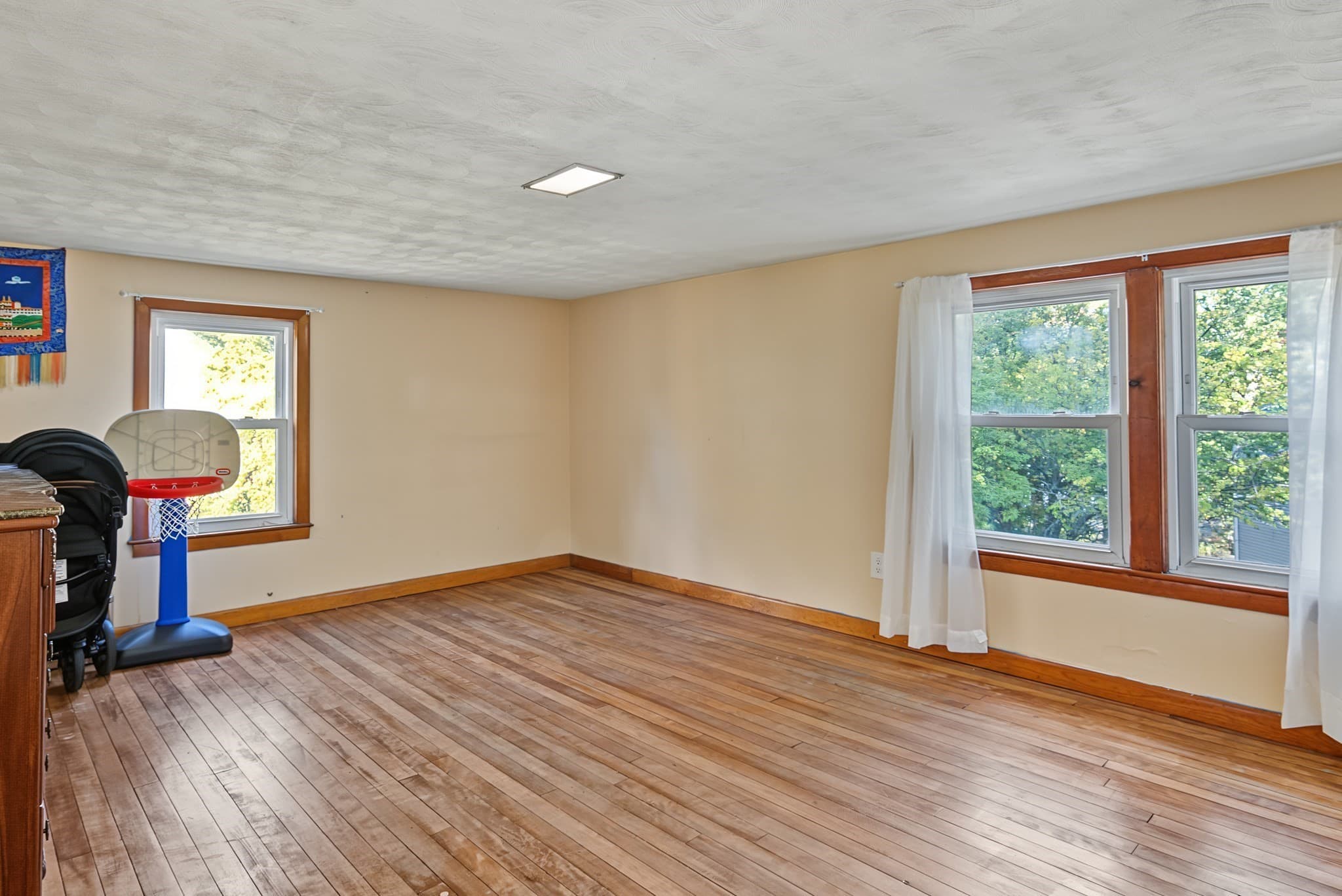 Single Family Residence at 77 Progressive St, Worcester MA 01604, photo 14 of 25