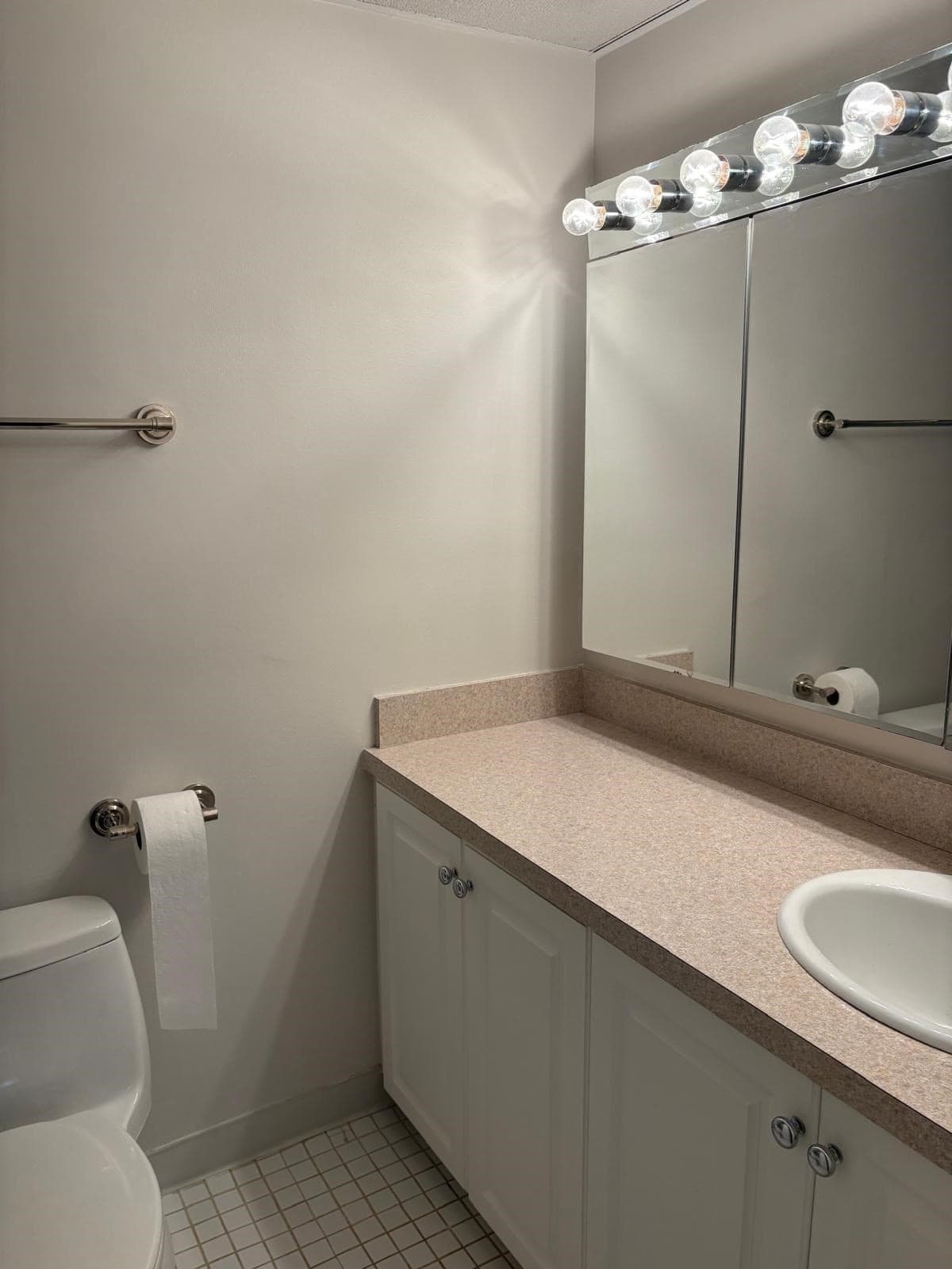 Condominium at 50 Broadlawn # 502, Brookline MA 02467, photo 20 of 27
