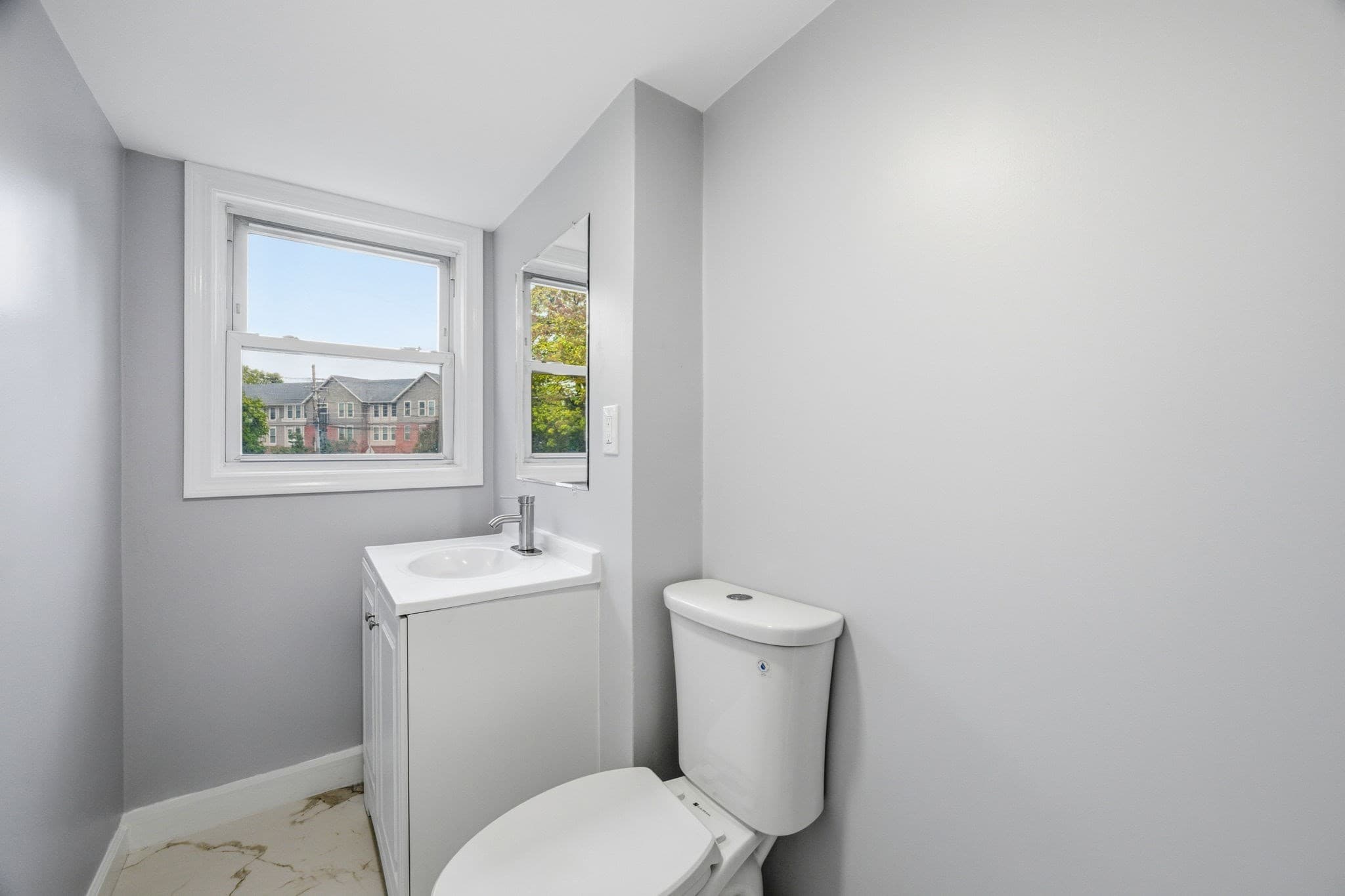 Condominium at 116 Washington St # 116, Melrose MA 02176, Melrose, photo 13 of 34