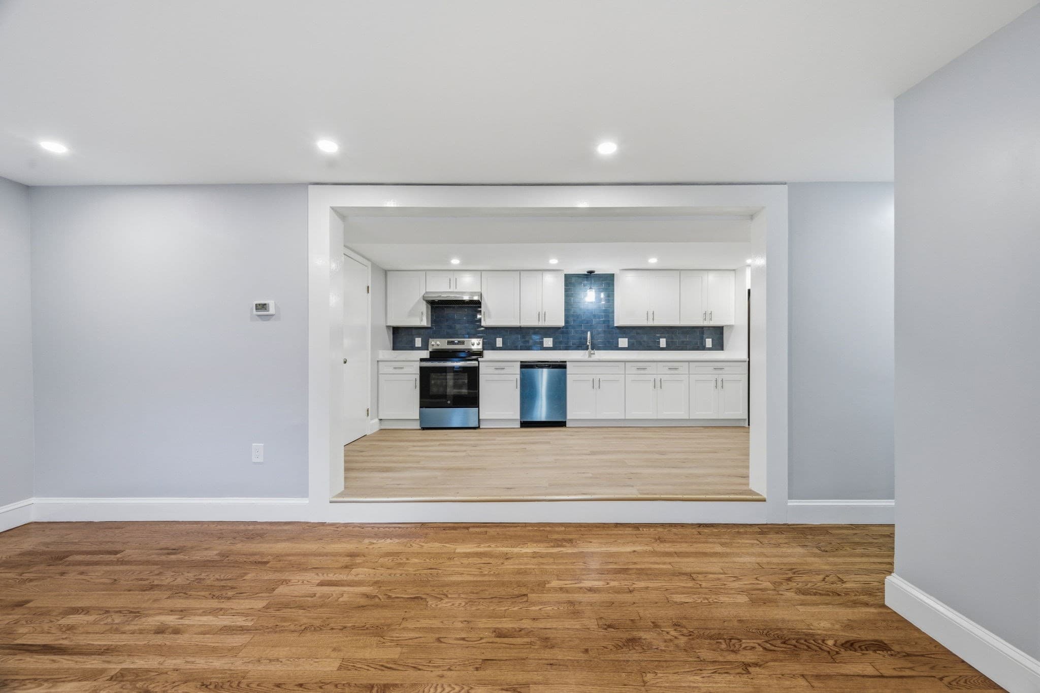 Condominium at 116 Washington St # 116, Melrose MA 02176, Melrose, photo 5 of 34