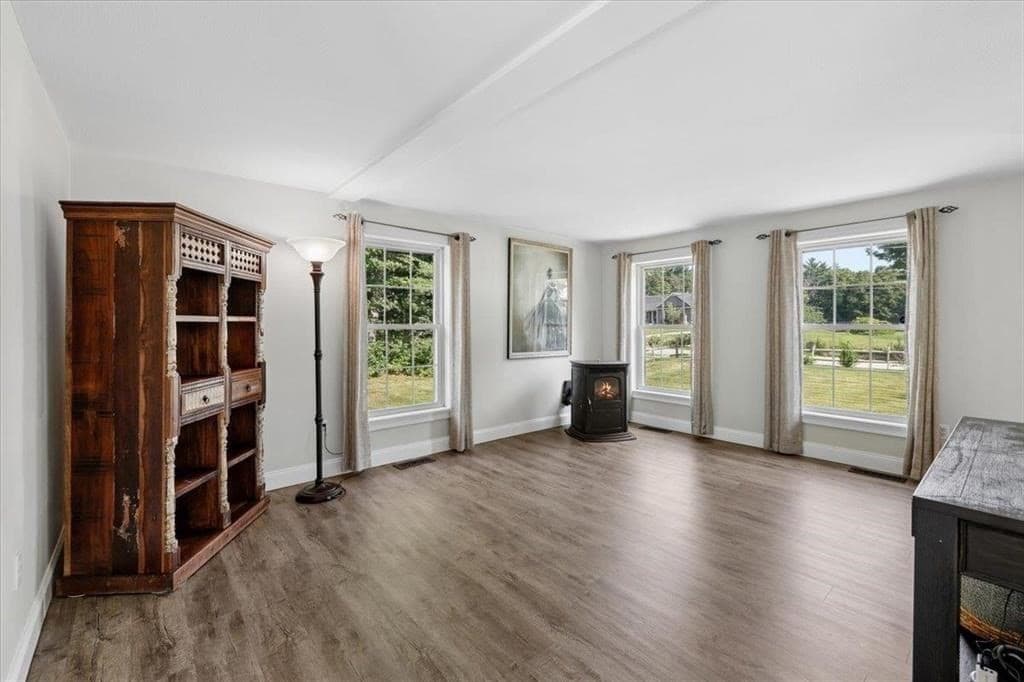 Single Family Residence at 110 Middle Rd, Deerfield NH 03037, Deerfield, photo 17 of 42