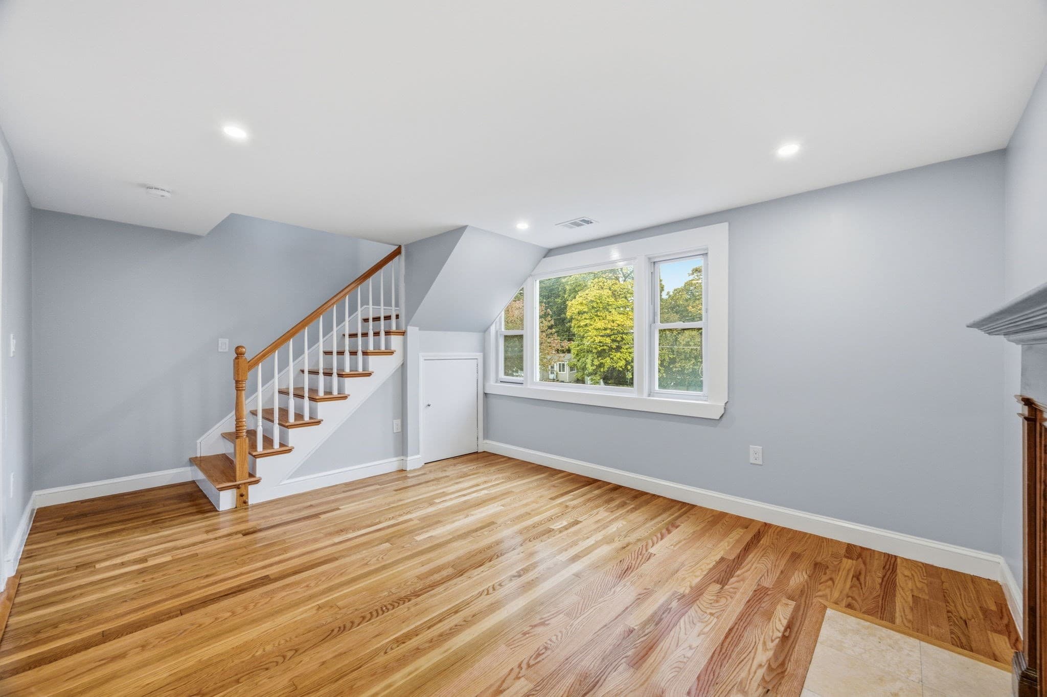 Condominium at 118 Washington St # 118, Melrose MA 02176, Melrose, photo 10 of 34