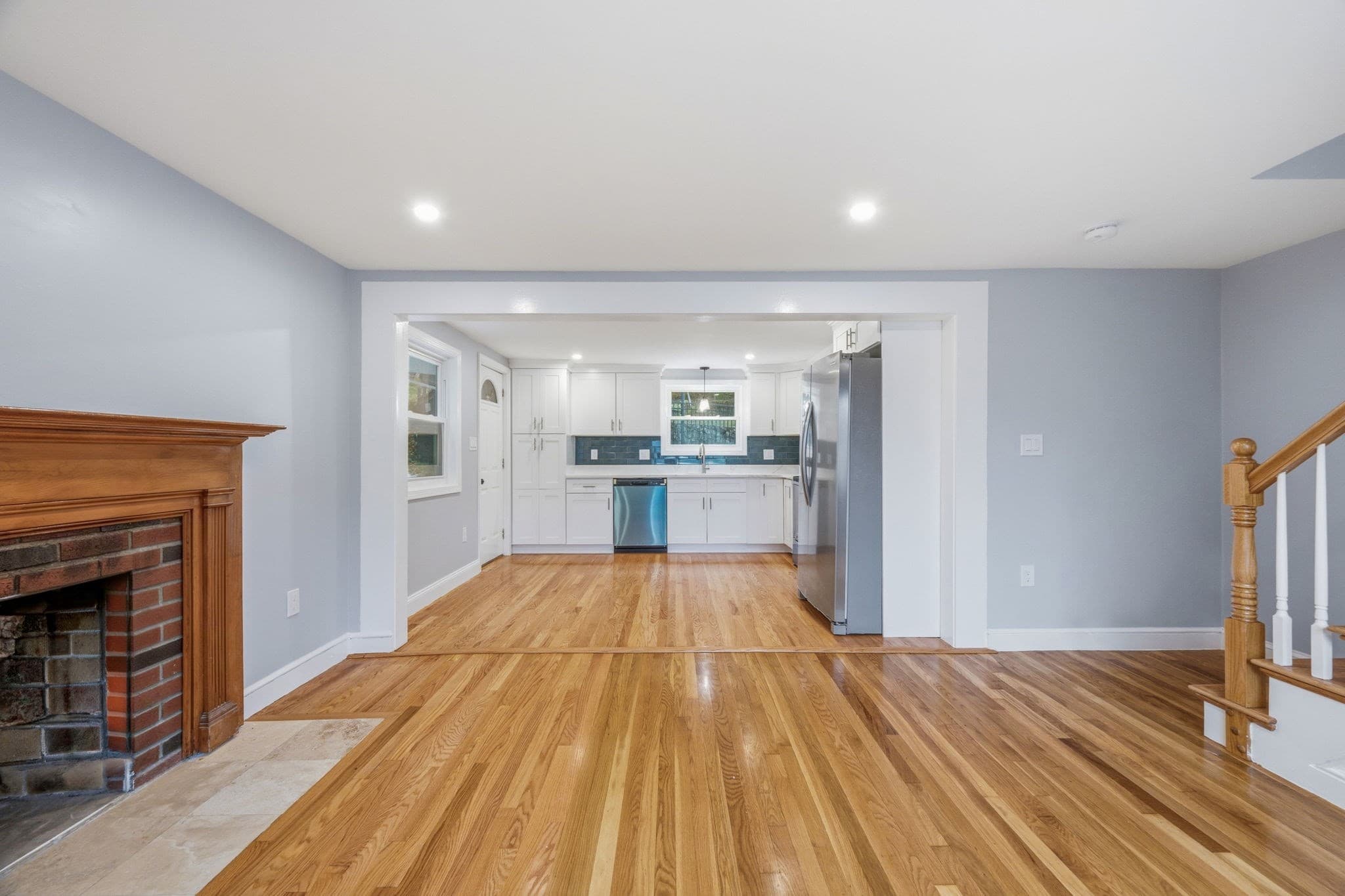 Condominium at 118 Washington St # 118, Melrose MA 02176, Melrose, photo 8 of 34