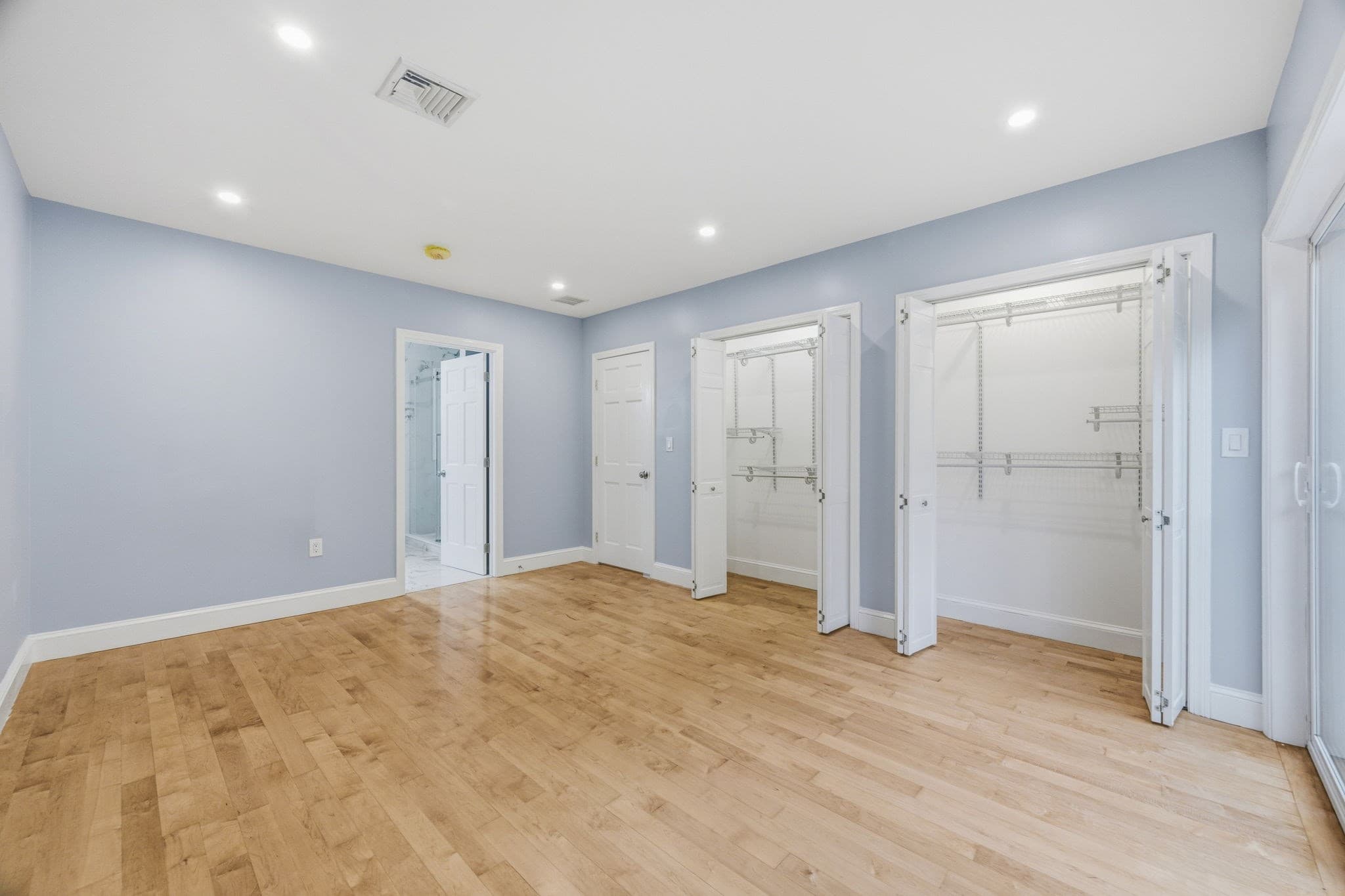 Condominium at 118 Washington St # 118, Melrose MA 02176, Melrose, photo 21 of 34